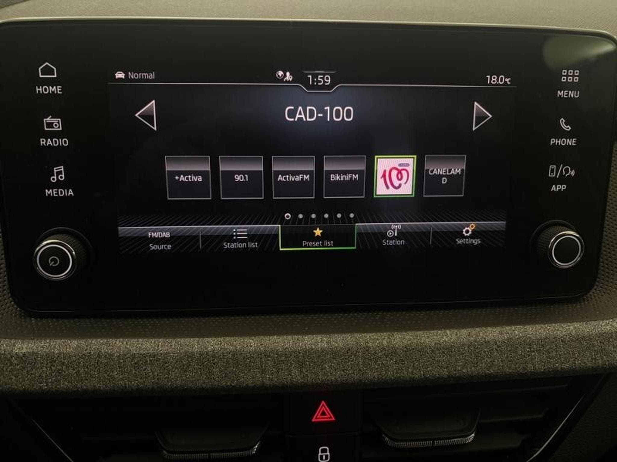 Skoda Scala -36% 1.0 TSI Evo2 116ch Selection DSG7 (2025) - Photo 24
