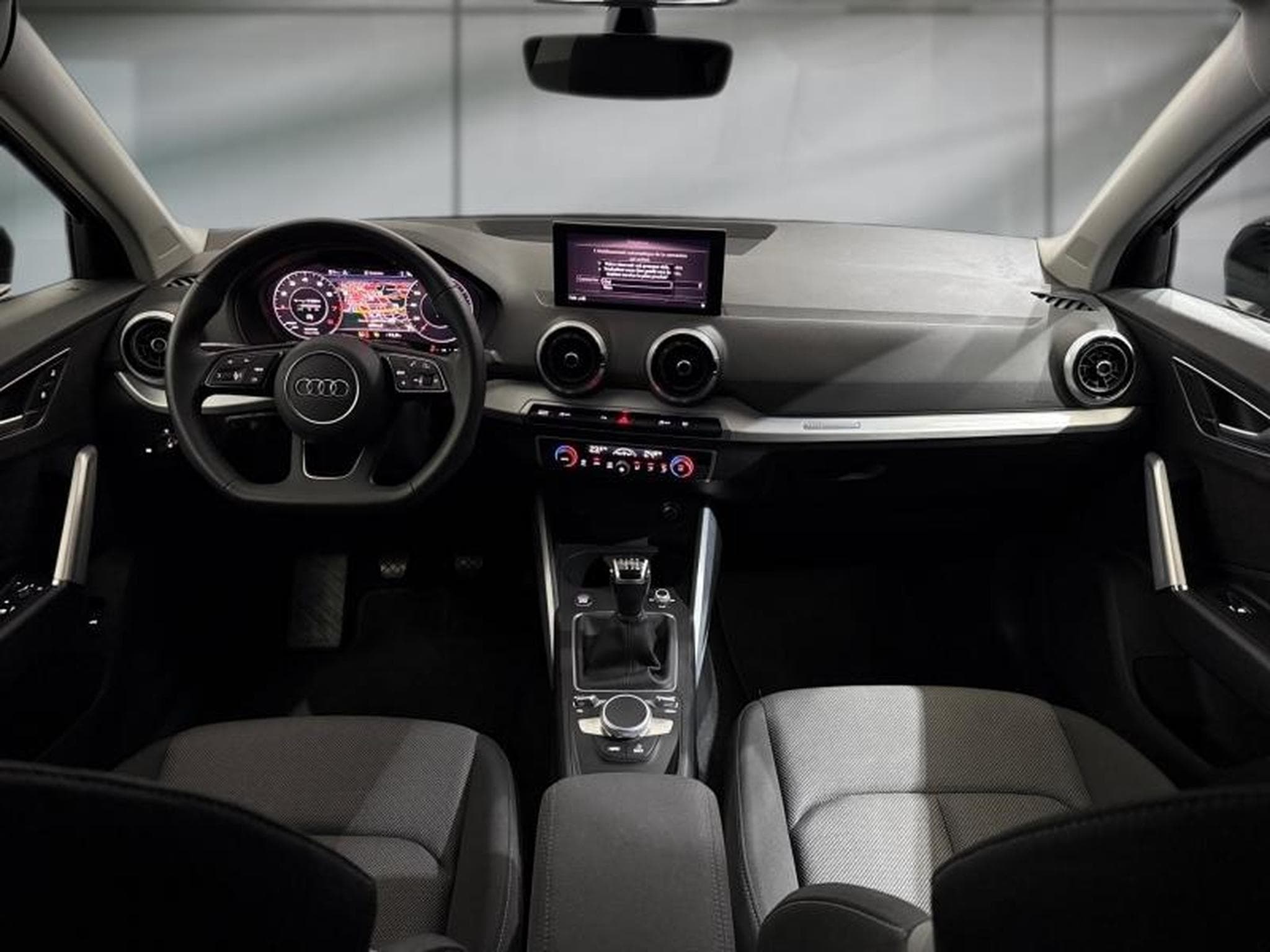 Audi Q2 -24% 30 TFSI 110ch S-Line (2024) - Photo 10