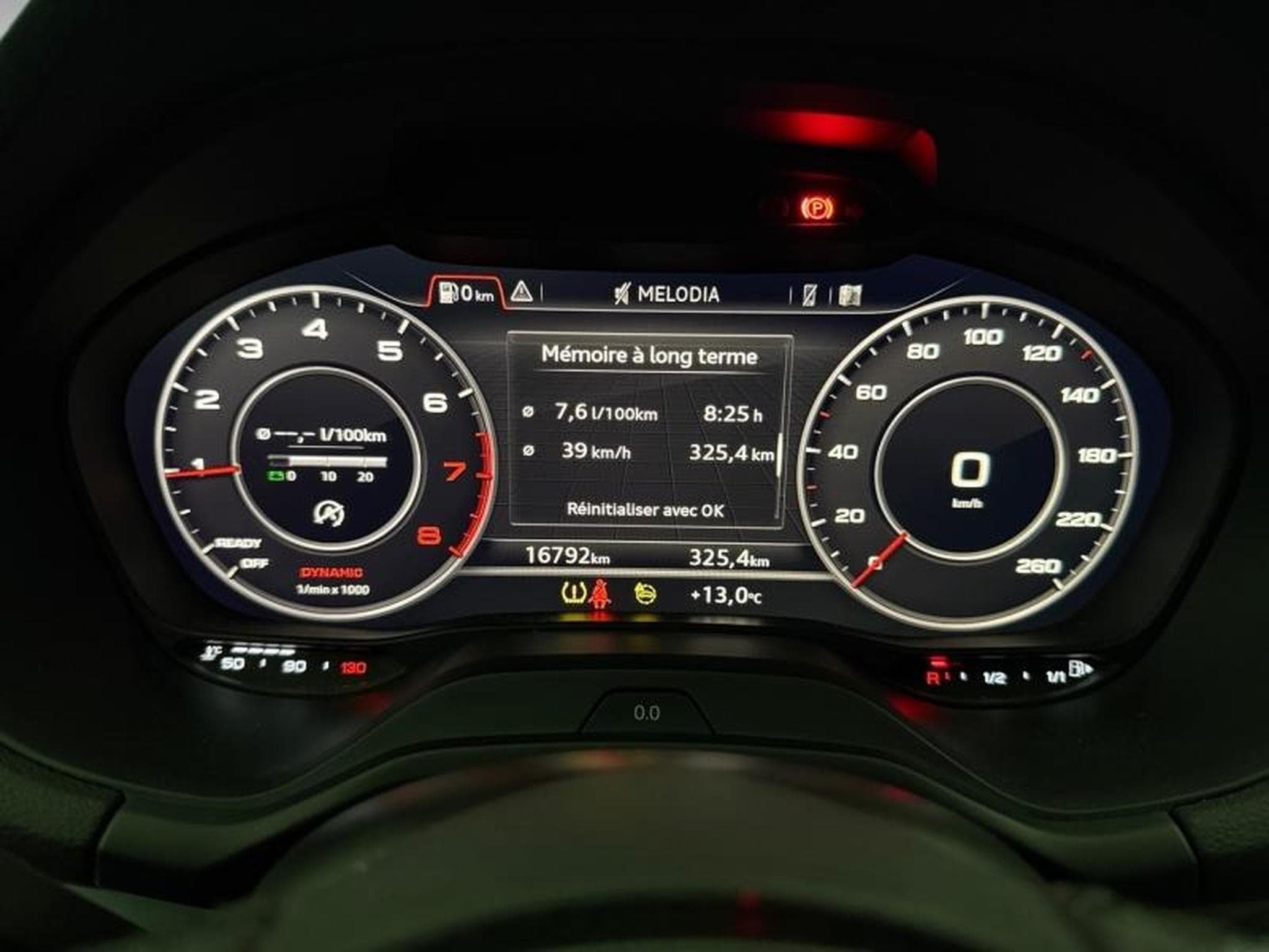 Audi Q2 -24% 30 TFSI 110ch S-Line (2024) - Photo 23