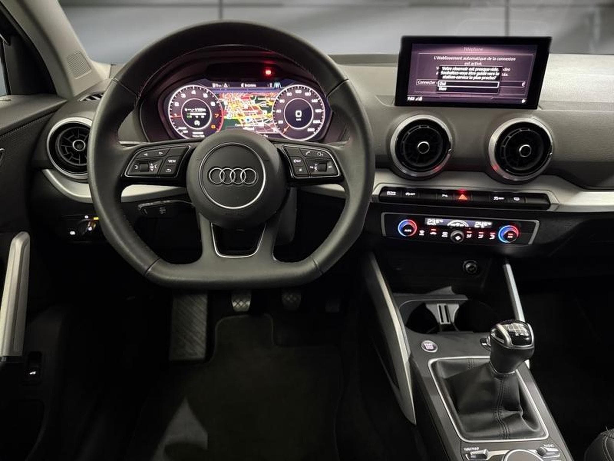 Audi Q2 -24% 30 TFSI 110ch S-Line (2024) - Photo 24