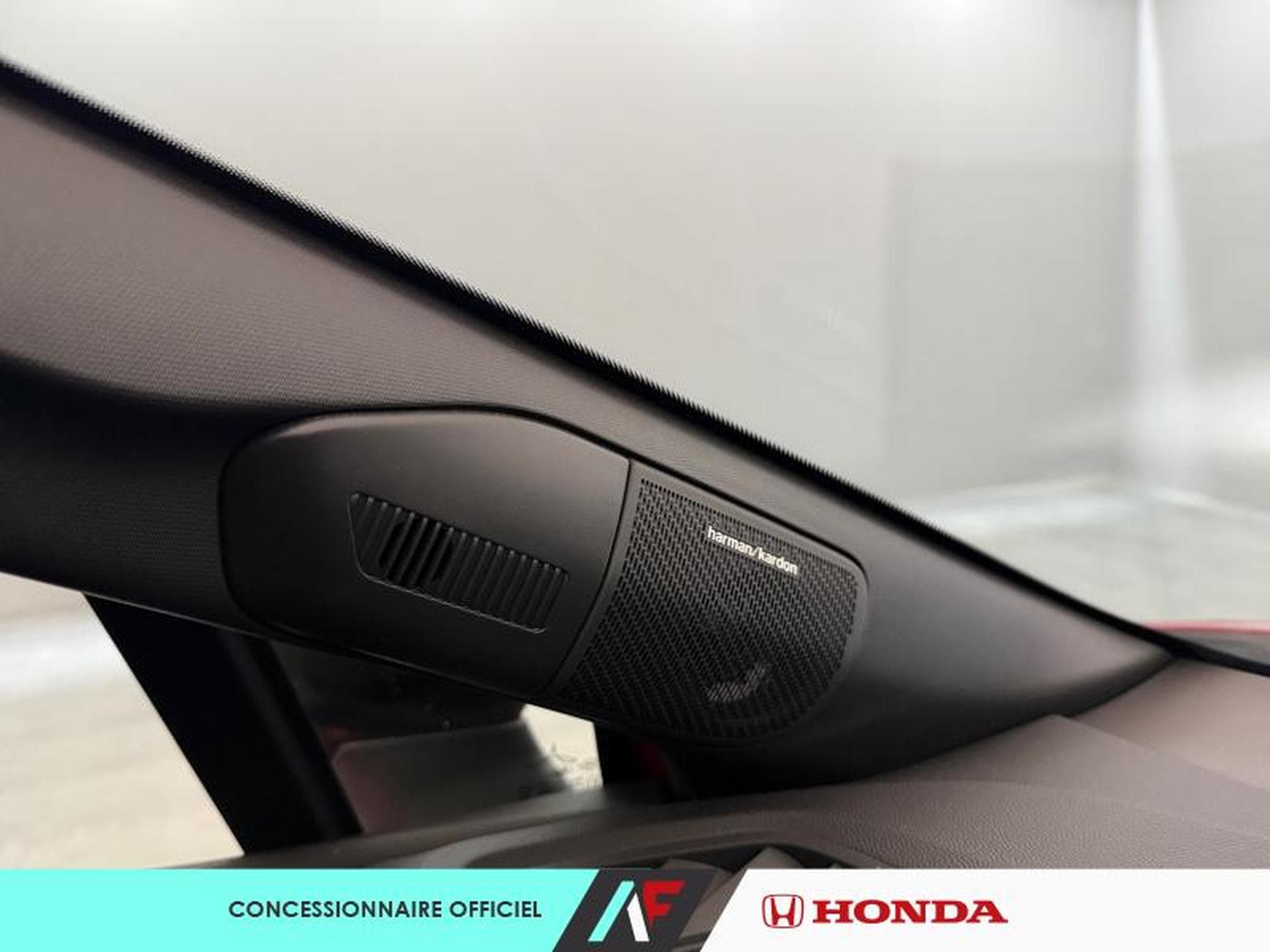 Renault Captur -30% 1.0 Eco-G 100ch Techno (2025) - Photo 2