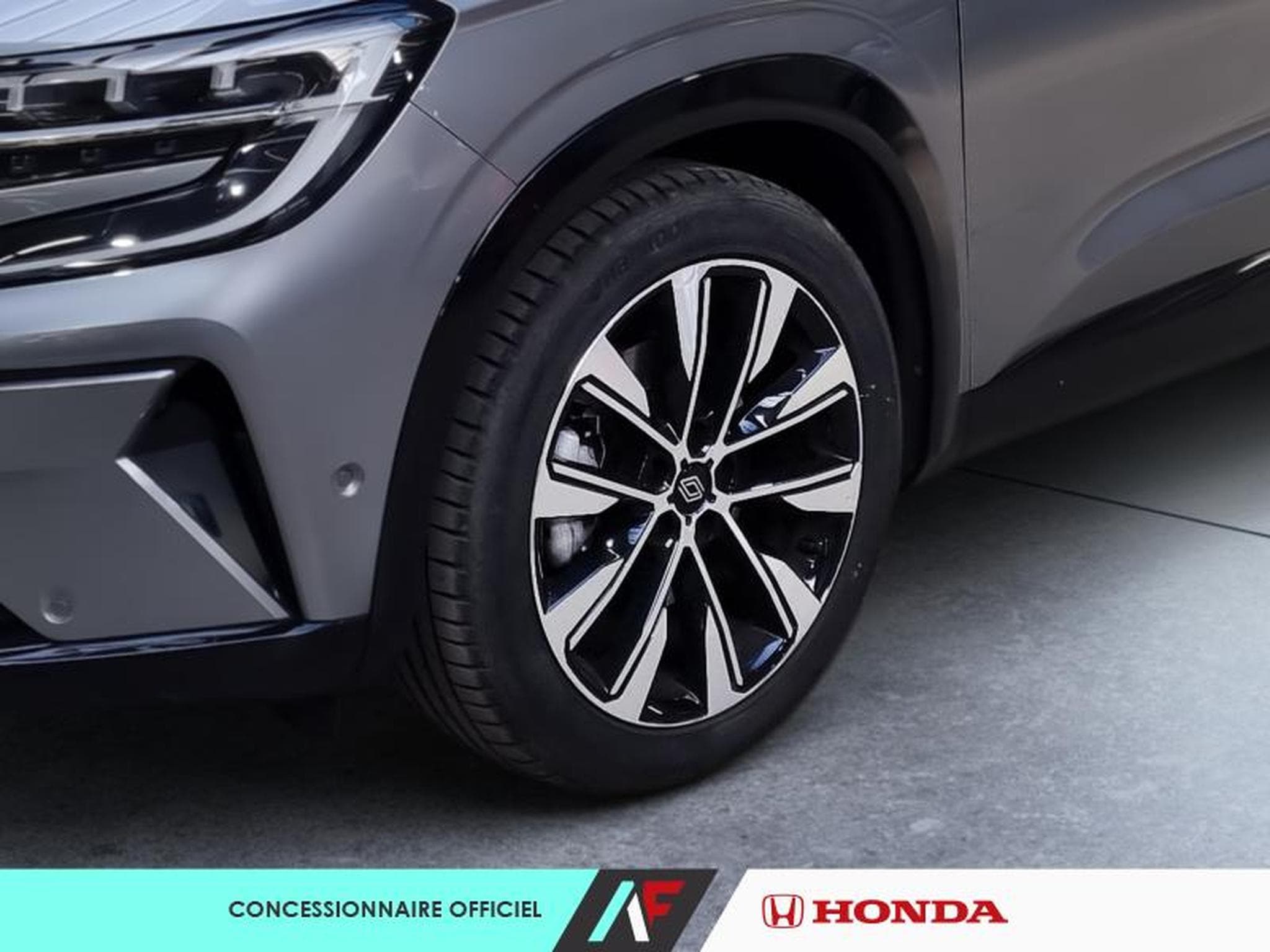 Renault Espace -33% 1.2 E-Tech full hybrid 200ch Techno 7 places - 24 (2024) - Photo 5
