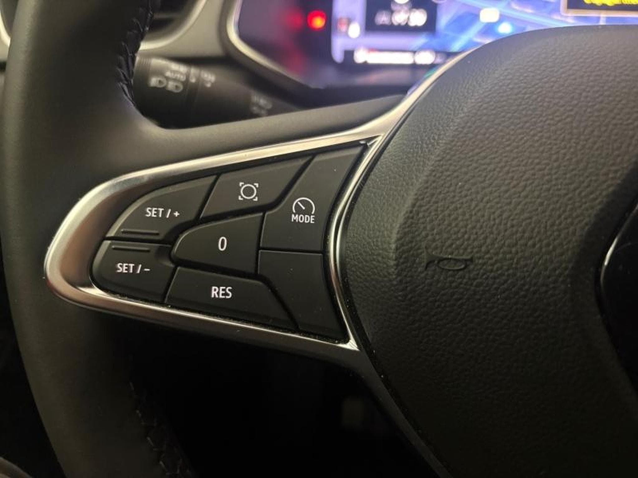 Renault Captur -25% 1.6 E-Tech full hybrid 145ch Techno (2025) - Photo 12