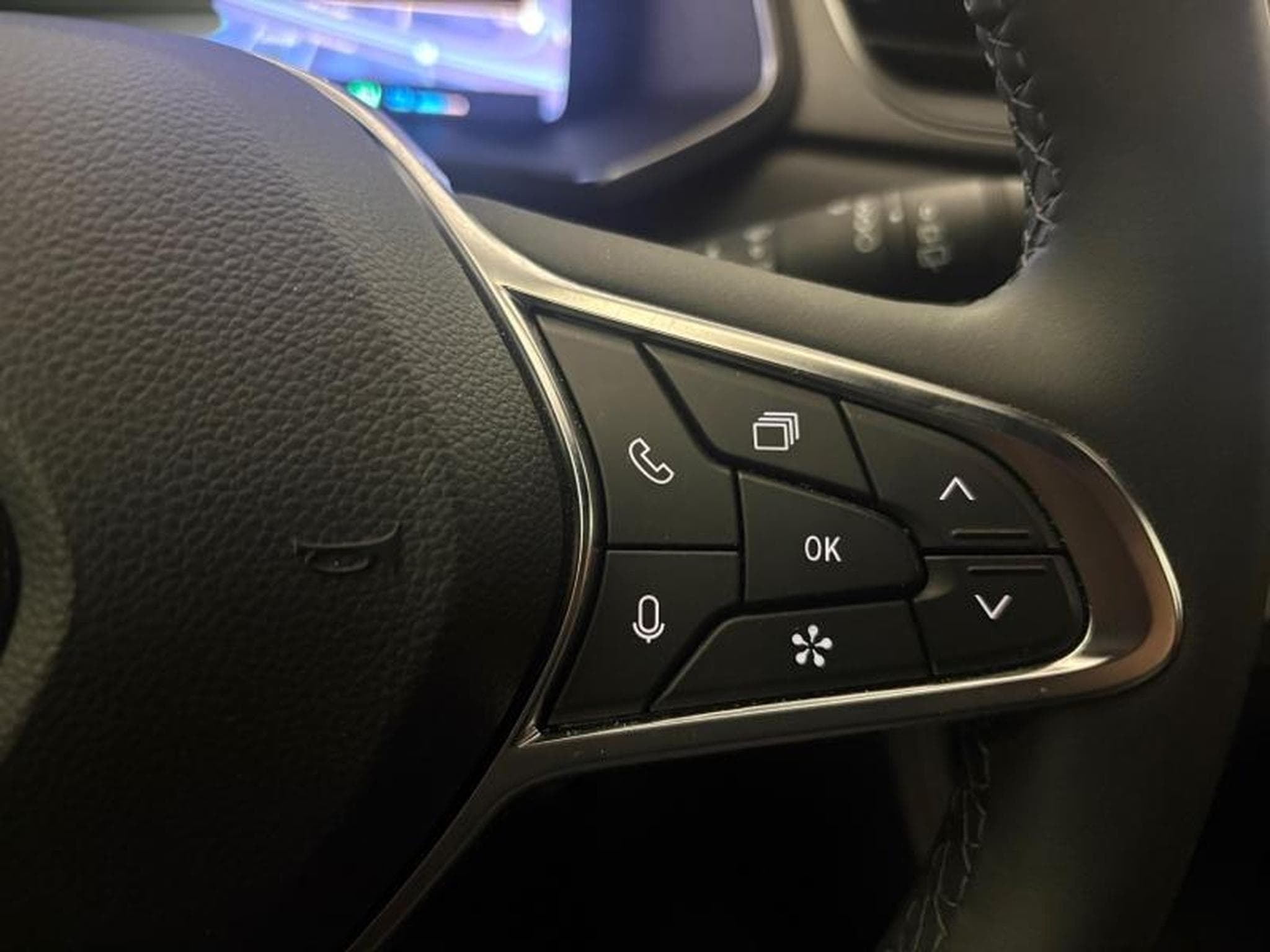 Renault Captur -25% 1.6 E-Tech full hybrid 145ch Techno (2025) - Photo 13