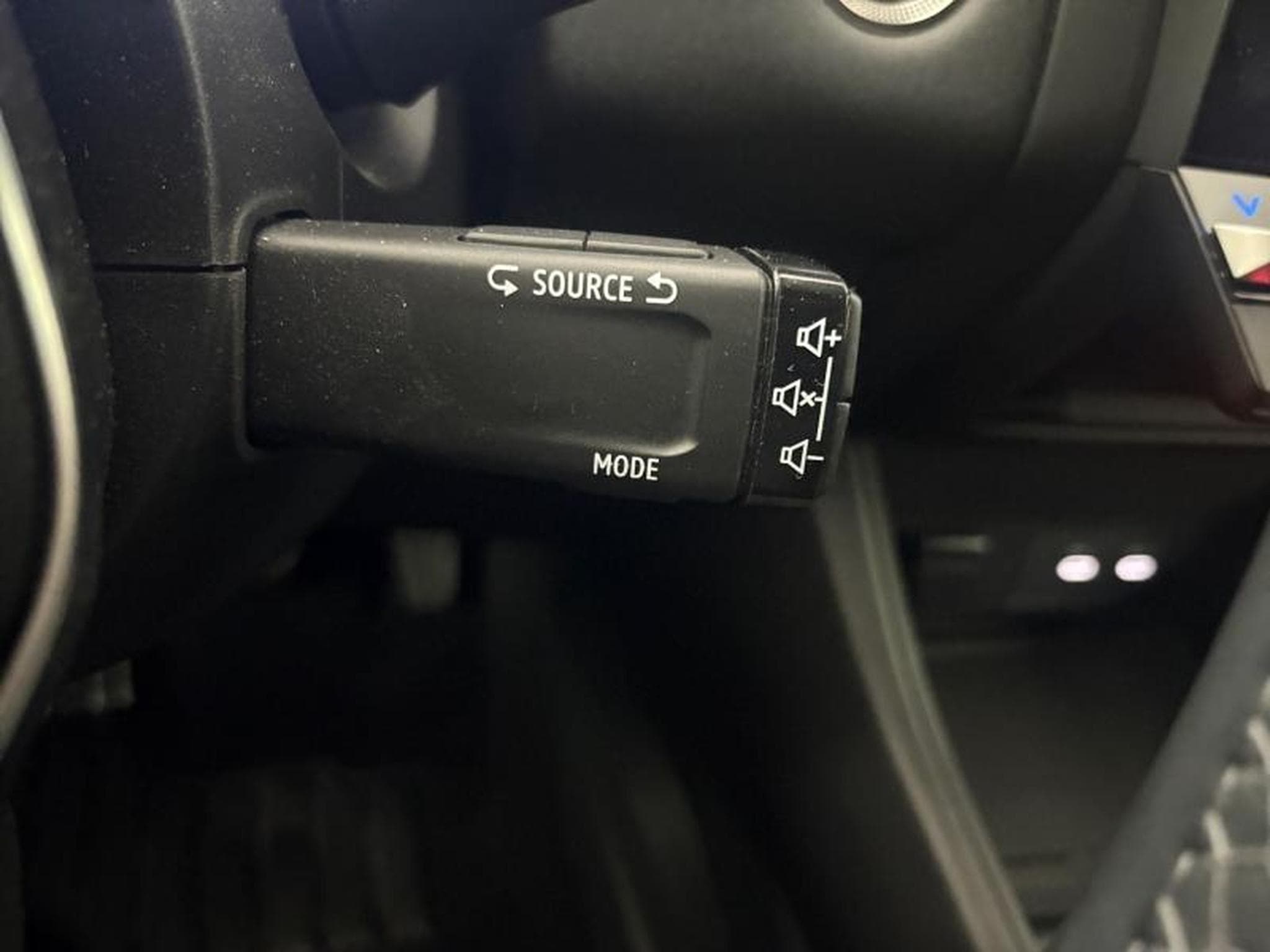 Renault Captur -25% 1.6 E-Tech full hybrid 145ch Techno (2025) - Photo 18