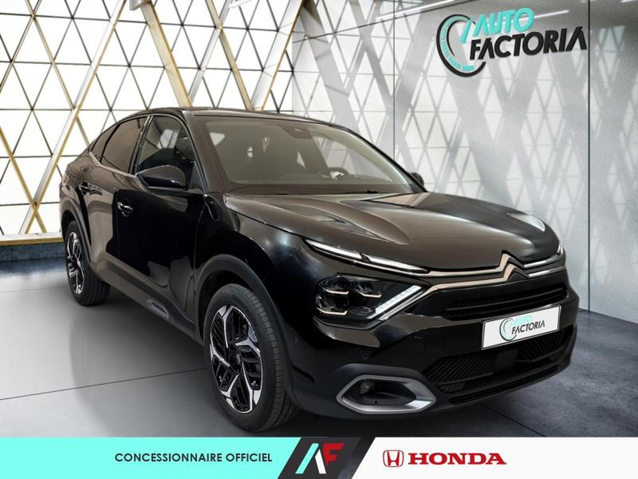 Citroën c4 x -39% 1.5 BlueHDi 130ch S&S PLUS Automatique (2024) - Photo 7