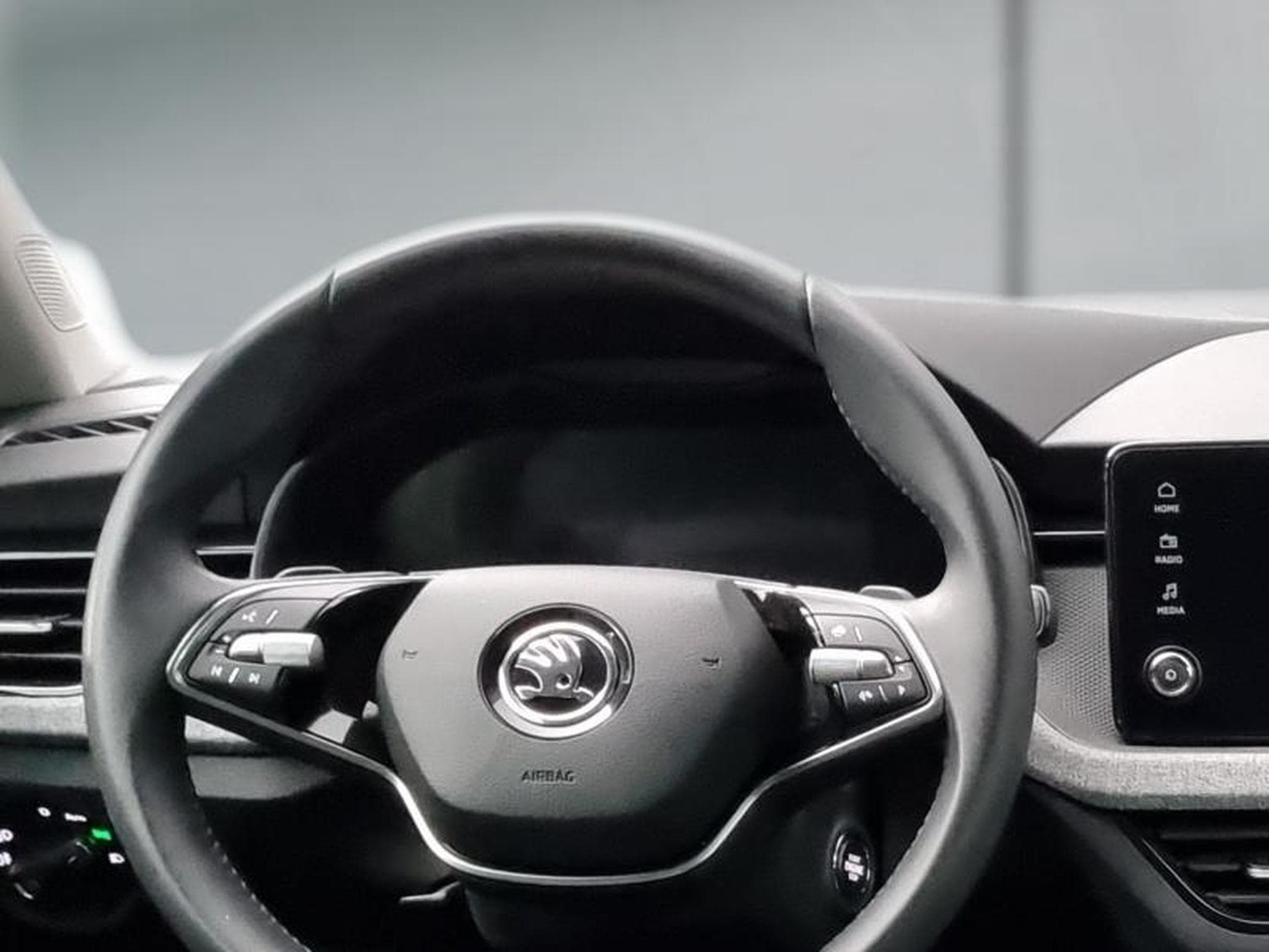 Skoda Scala -35% 1.0 TSI Evo2 116ch Selection (2025) - Photo 22