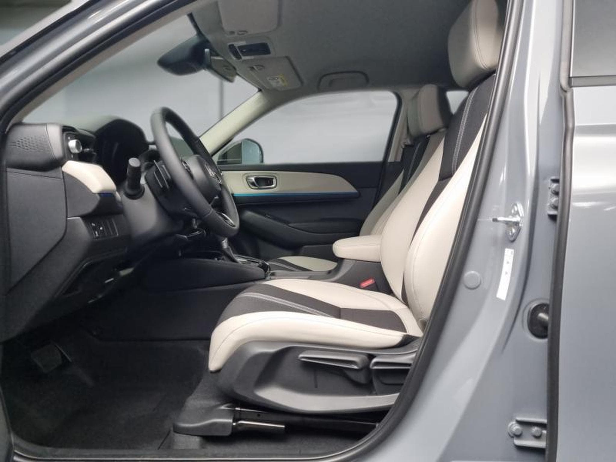 Honda HR-V 1.5 i-MMD 131ch e:HEV Advance (2026) - Photo 11