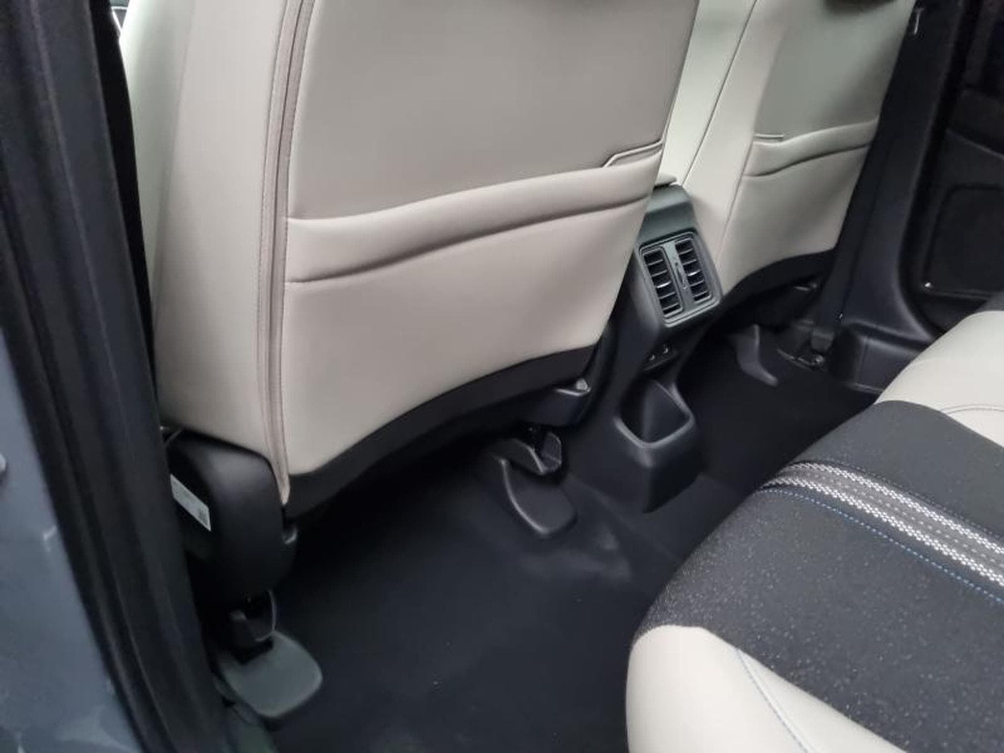 Honda HR-V 1.5 i-MMD 131ch e:HEV Advance (2026) - Photo 16