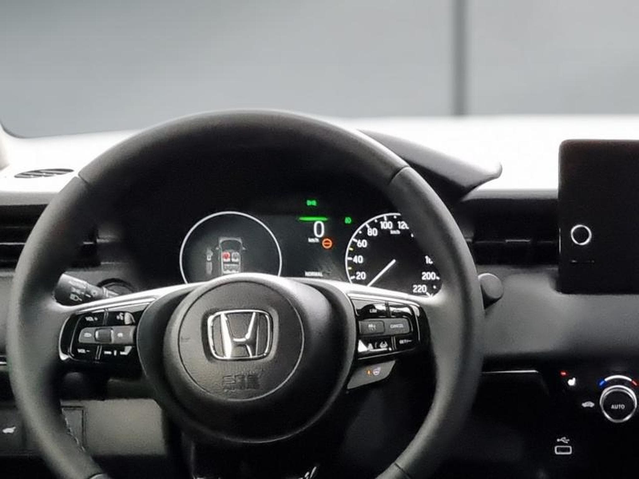 Honda HR-V 1.5 i-MMD 131ch e:HEV Advance Style (2026) - Photo 18