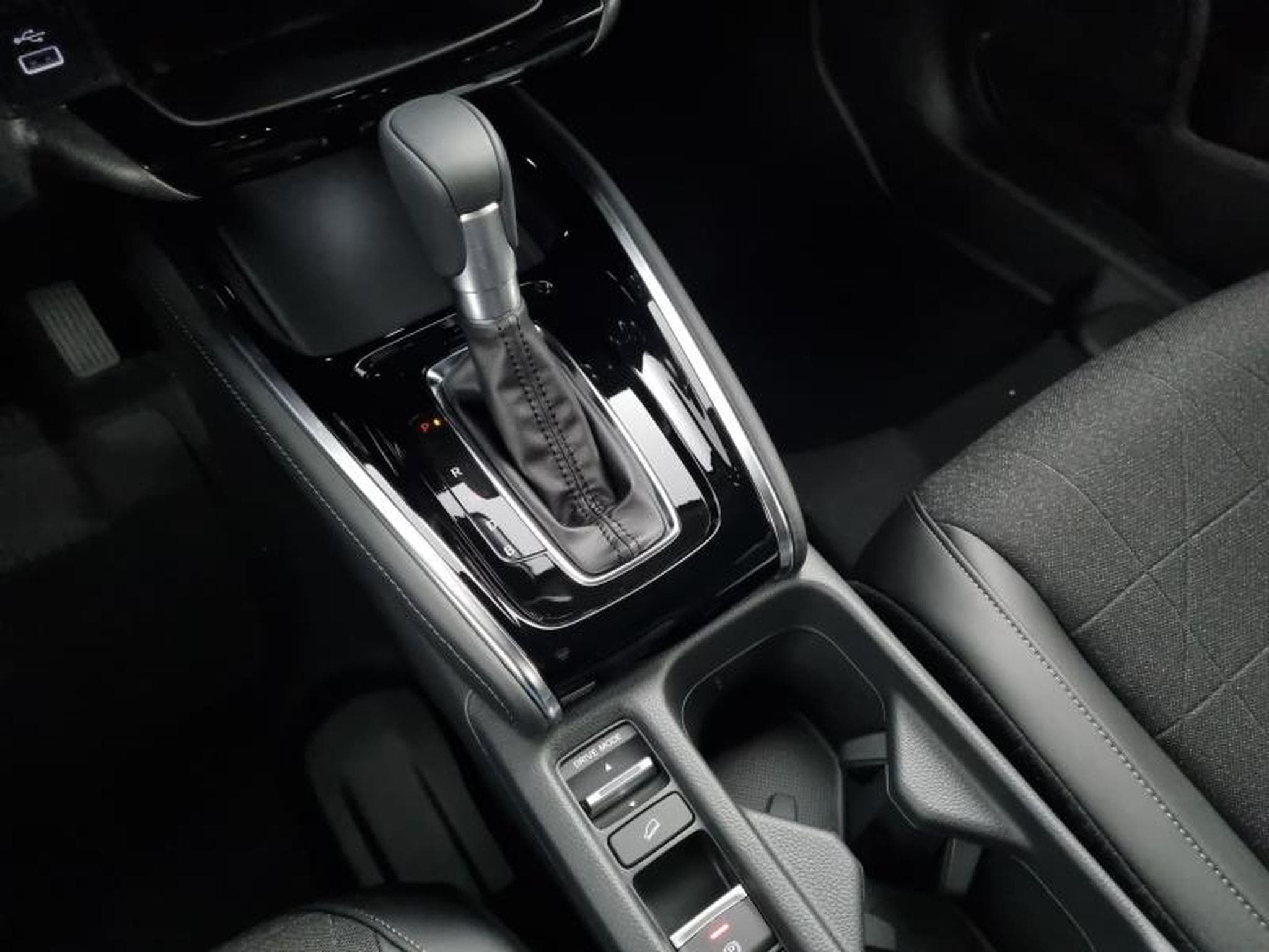 Honda HR-V 1.5 i-MMD 131ch e:HEV Advance Style (2026) - Photo 19