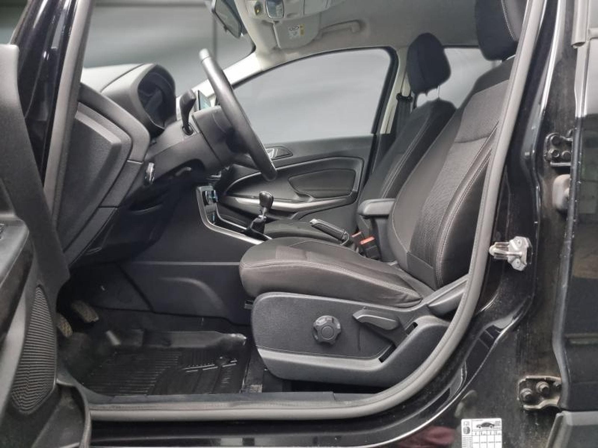 Ford EcoSport -54% 1.0 EcoBoost 125ch (2020) - Photo 11