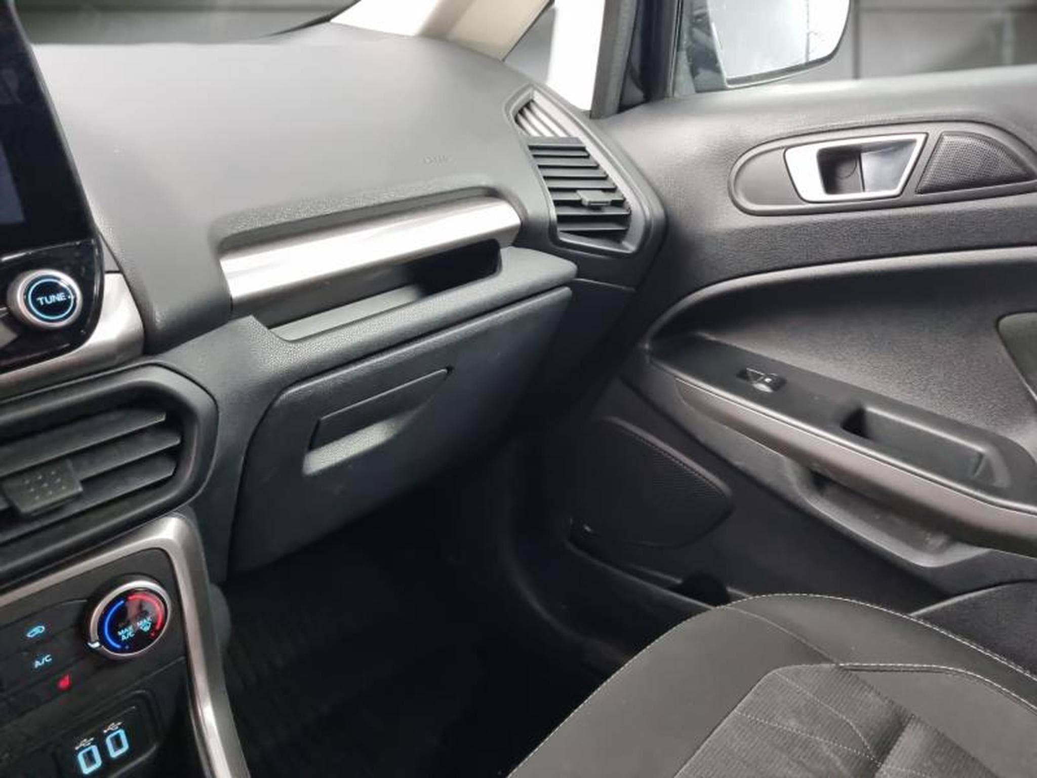 Ford EcoSport -54% 1.0 EcoBoost 125ch (2020) - Photo 23