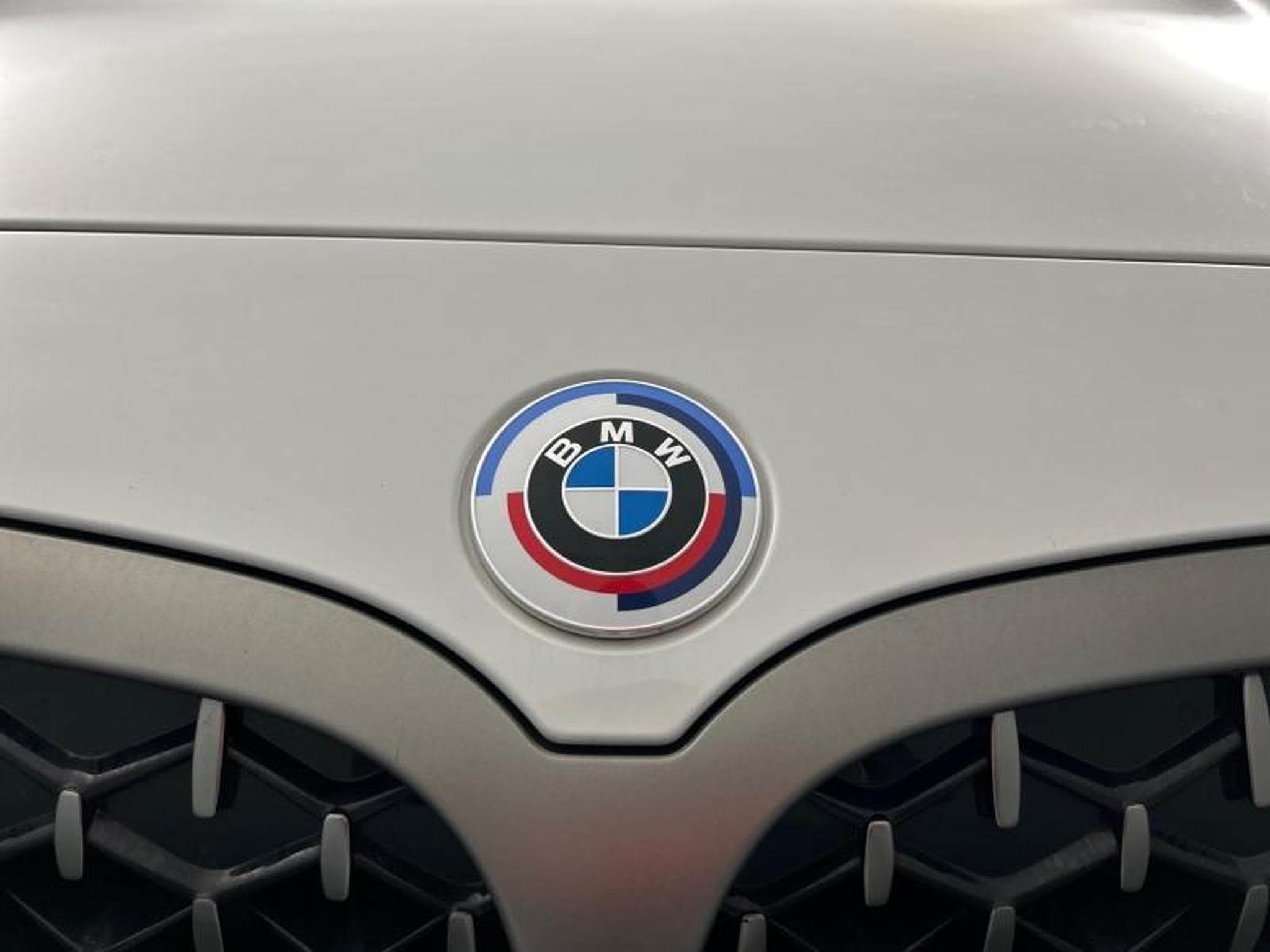 BMW 118 -36% M135iA xDrive 306ch Edition M Sport Pro (2023) - Photo 22