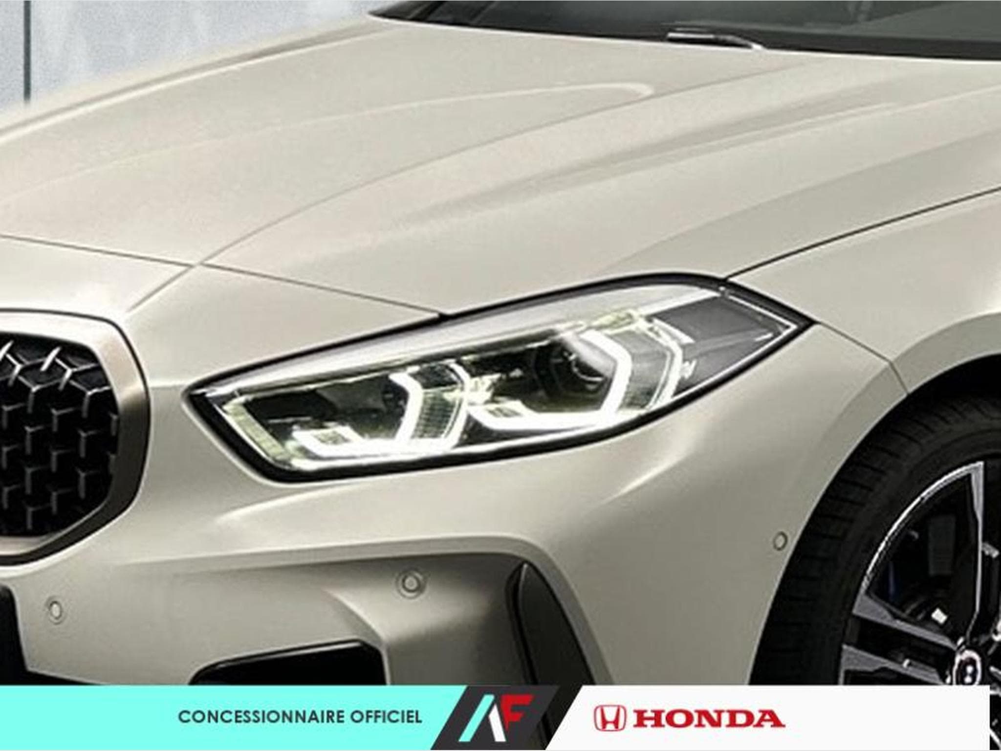 BMW 118 -36% M135iA xDrive 306ch Edition M Sport Pro (2023) - Photo 8