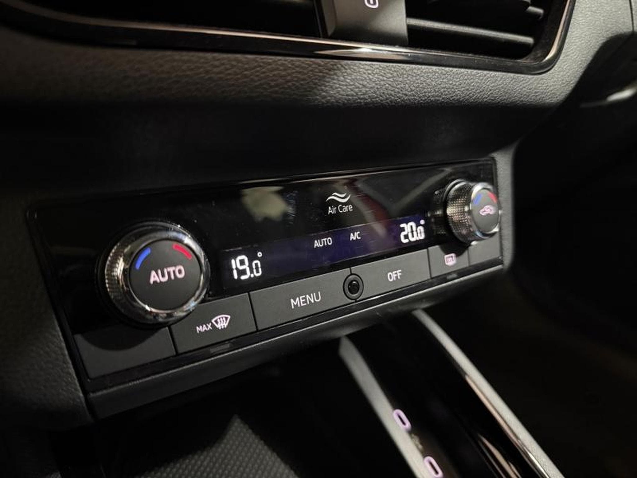 Skoda Kamiq -24% 1.0 TSI Evo 110ch Ambition DSG7 (2024) - Photo 18