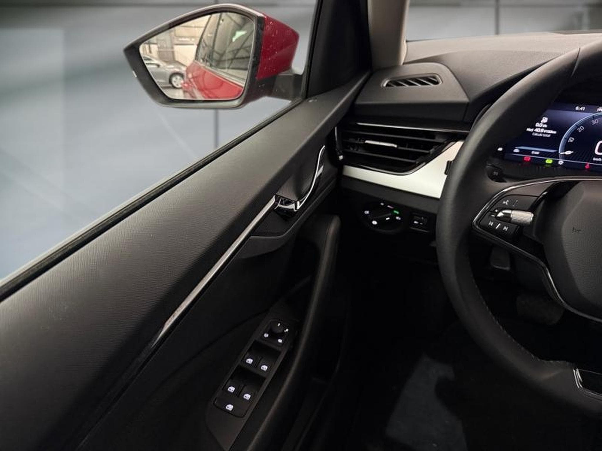 Skoda Kamiq -24% 1.0 TSI Evo 110ch Ambition DSG7 (2024) - Photo 21