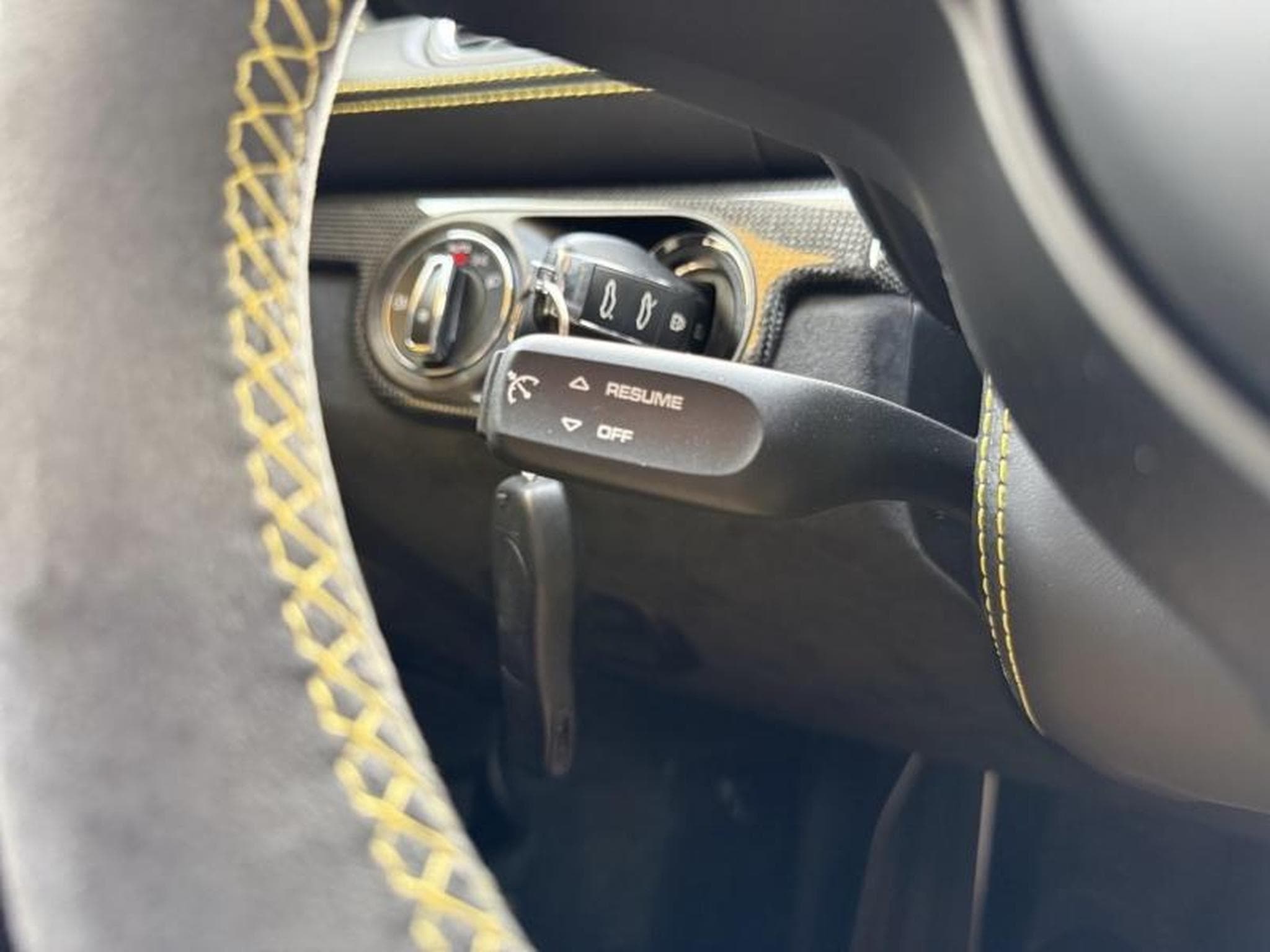 Porsche 718 4.0 420ch GT4 (2020) - Photo 18