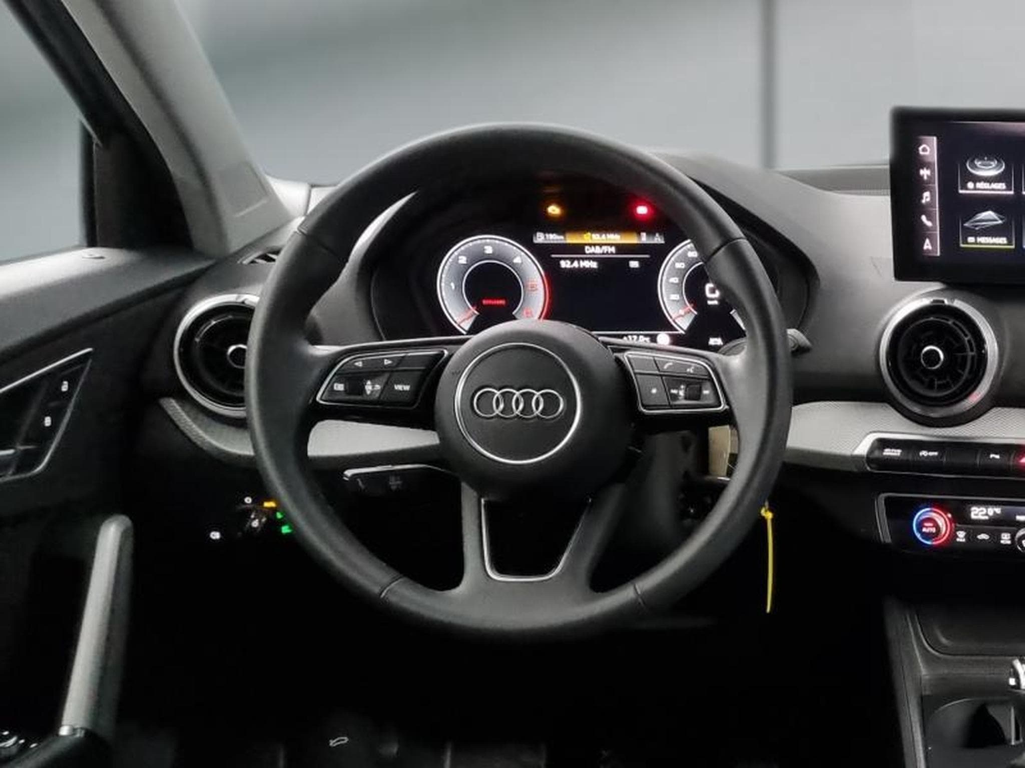 Audi Q2 -17% 35 TDI 150ch S line S tronic (2025) - Photo 21