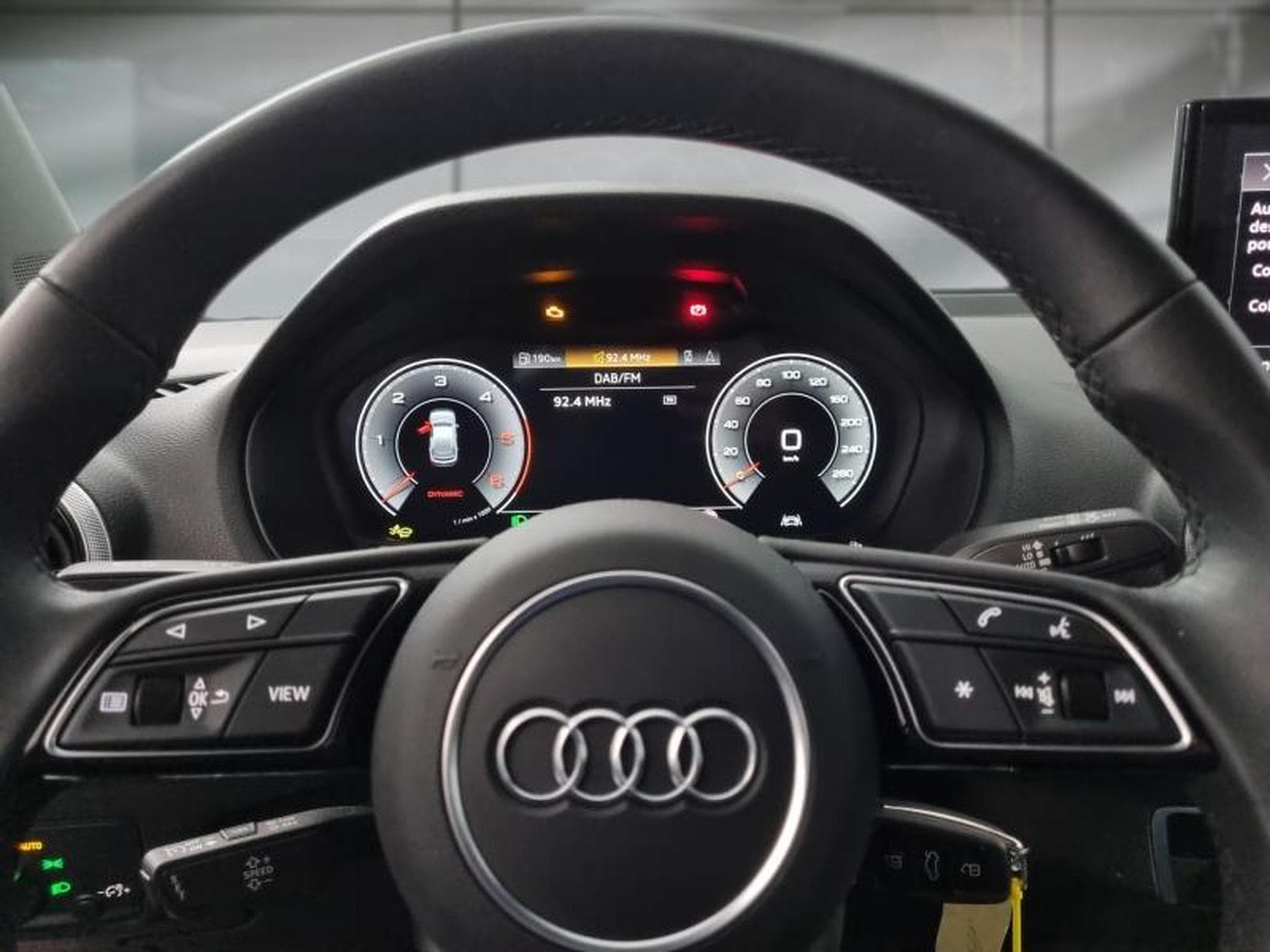 Audi Q2 -17% 35 TDI 150ch S line S tronic (2025) - Photo 23