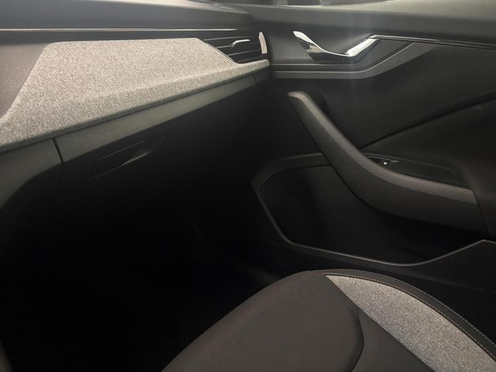 Skoda Scala -37% 1.0 TSI Evo2 116ch Selection DSG7 (2025) - Photo 21