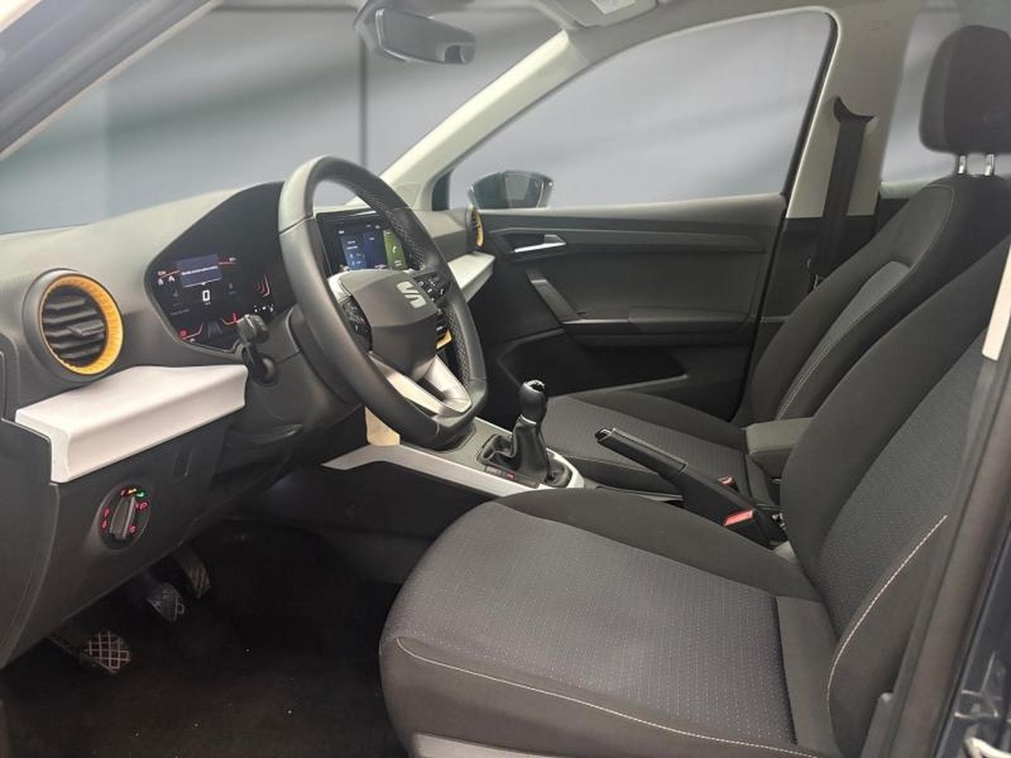 Seat Arona -27% 1.0 TSI 115ch Style Special Edition (2025) - Photo 11