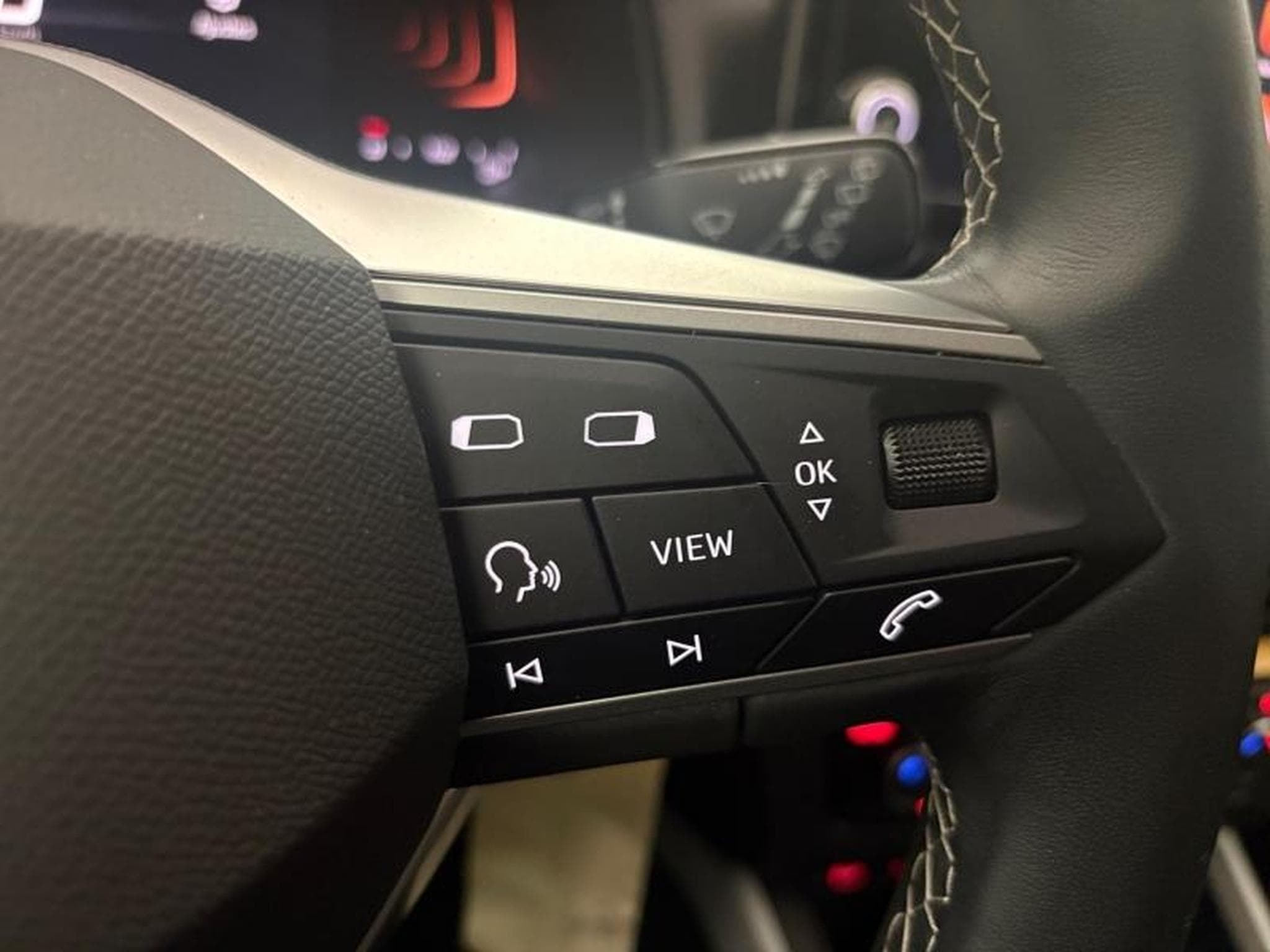 Seat Arona -27% 1.0 TSI 115ch Style Special Edition (2025) - Photo 25