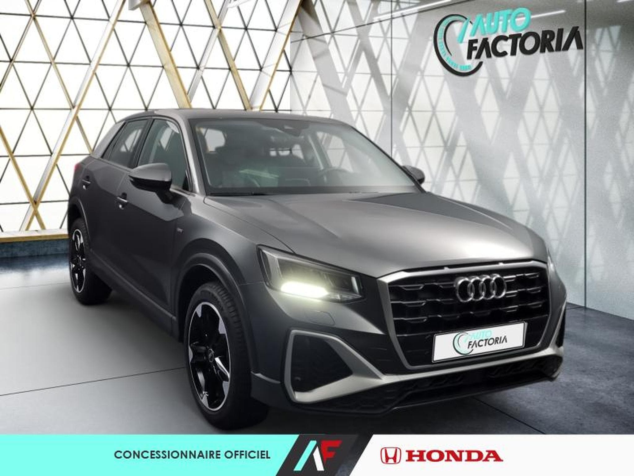 Audi Q2 -18% 30 TDI 116ch S-Line (2025) - Photo 5