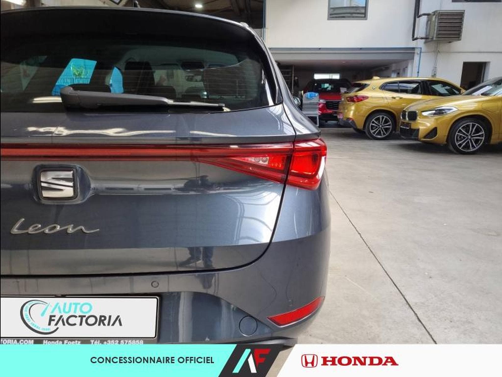 Seat Leon -23% IV SPORT TOURER 2.0 TDI 115CH STYLE XL (2025) - Photo 4