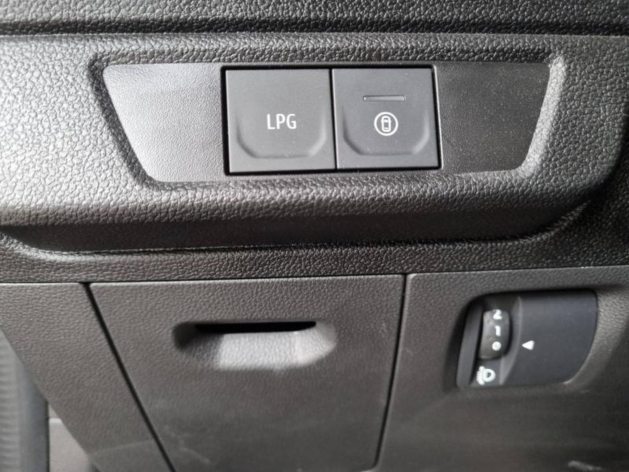 Dacia Sandero 1.0 ECO-G 100CH Stepway Extreme (2025) - Photo 23