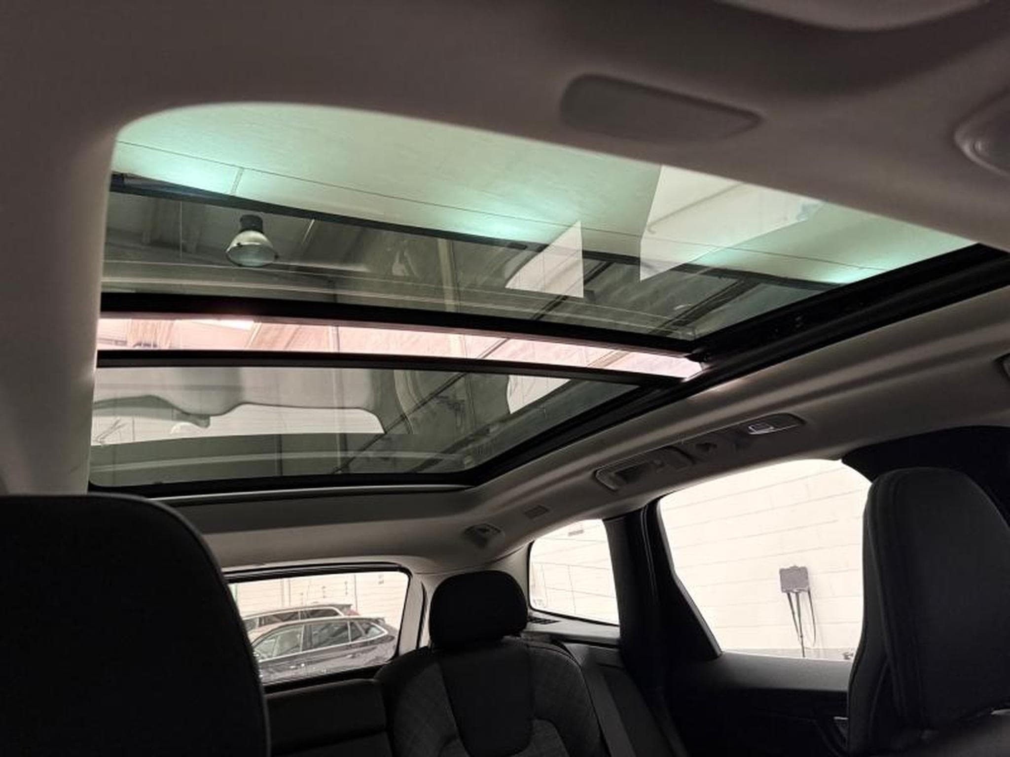 Volvo XC60 -50% T6 350ch Core Bright (2024) - Photo 18