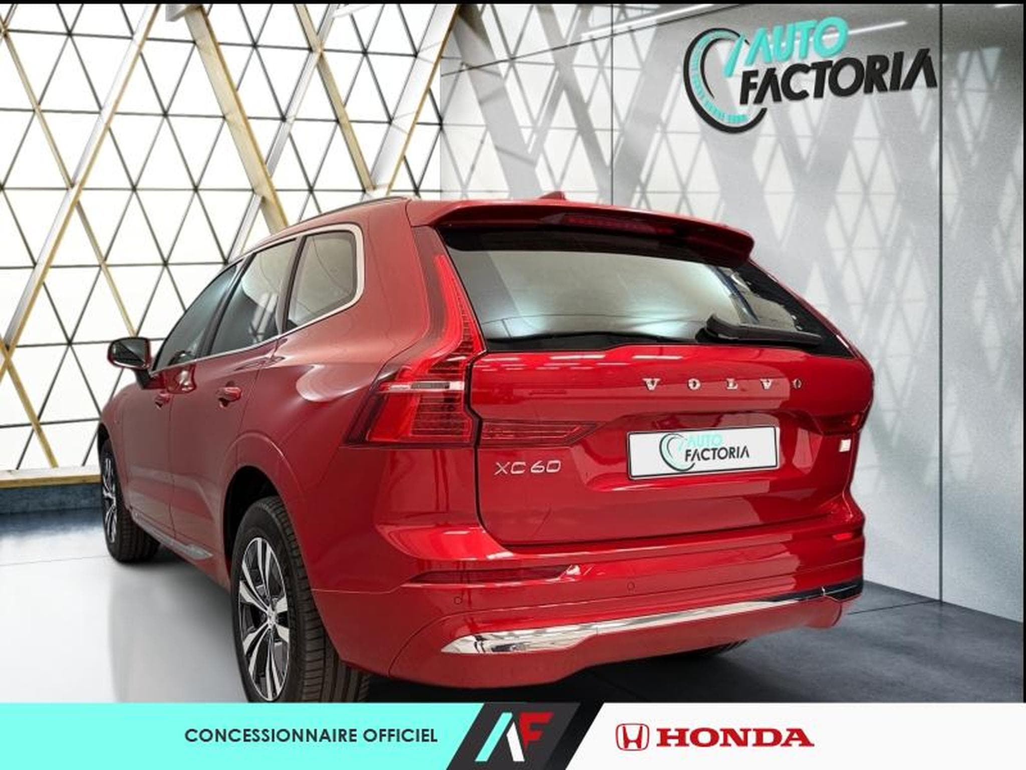 Volvo XC60 -50% T6 350ch Core Bright (2024) - Photo 2