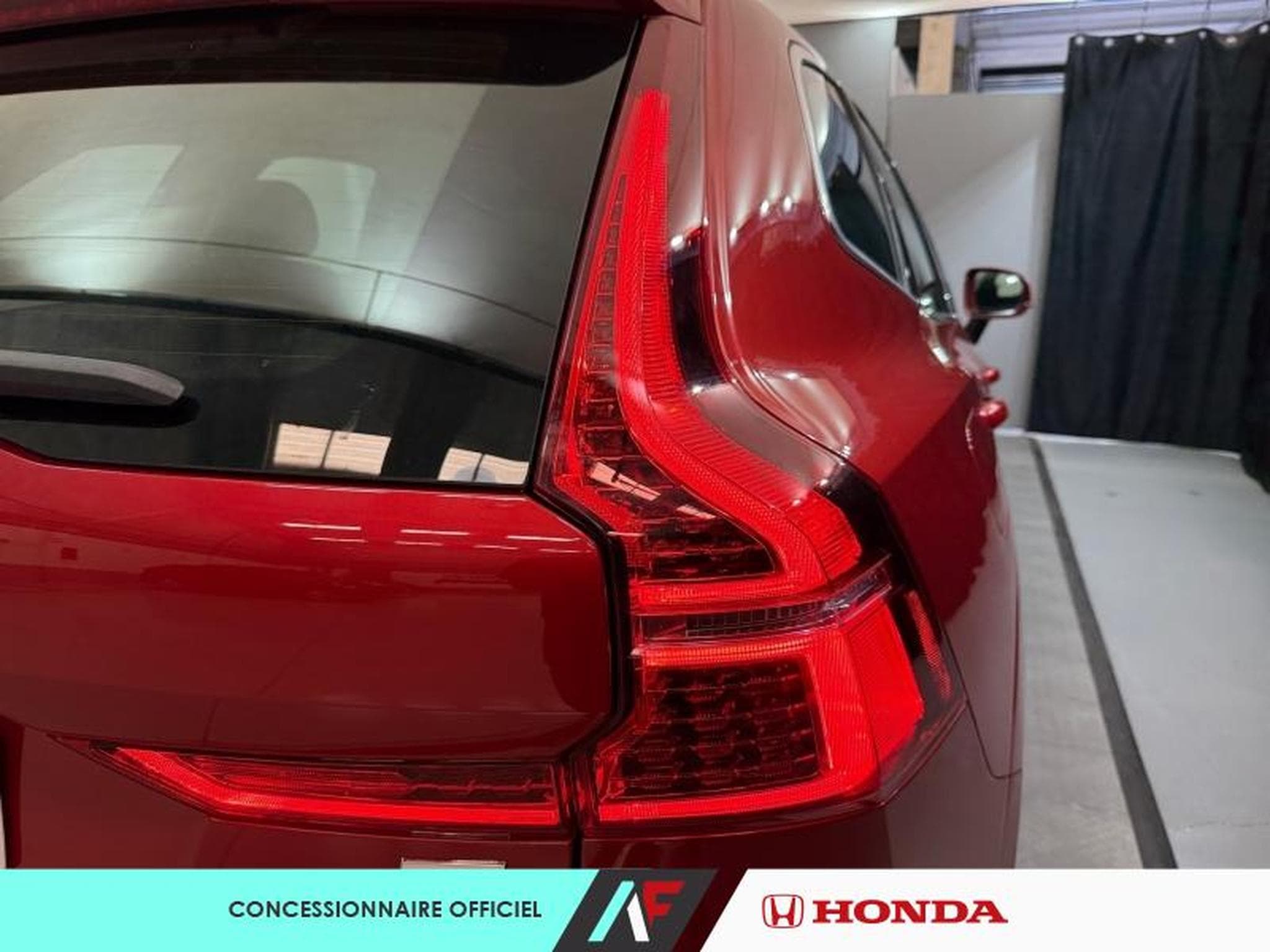 Volvo XC60 -50% T6 350ch Core Bright (2024) - Photo 3