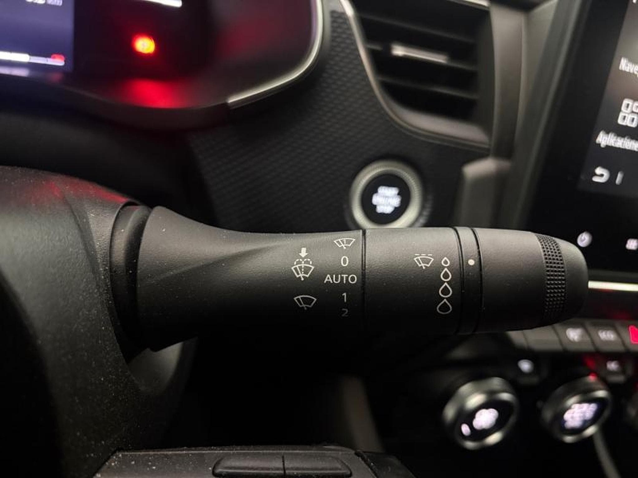 Renault Arkana -22% 1.3 TCe 140ch mild hybrid Evolution EDC -24 (2025) - Photo 13