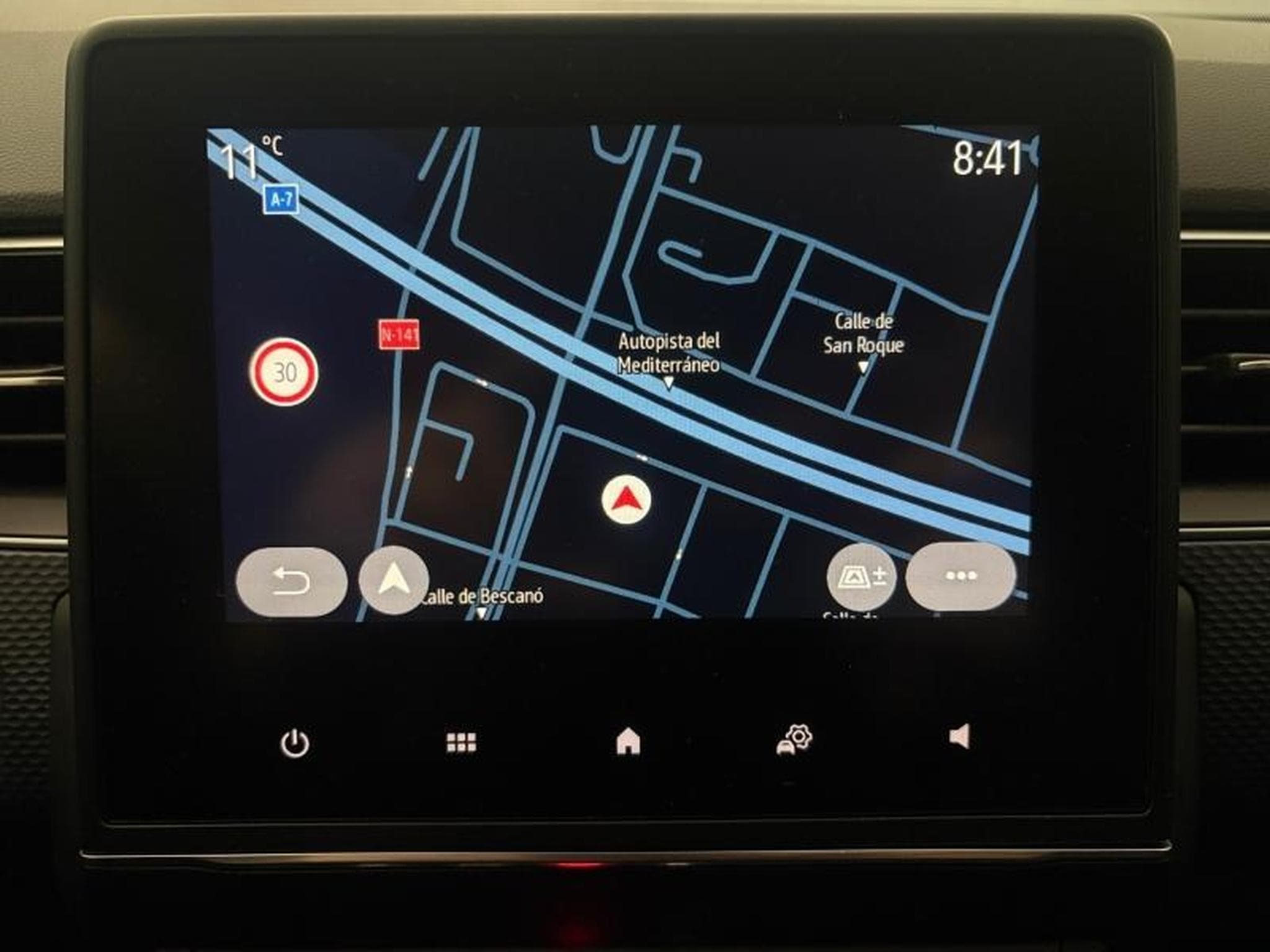 Renault Arkana -22% 1.3 TCe 140ch mild hybrid Evolution EDC -24 (2025) - Photo 8