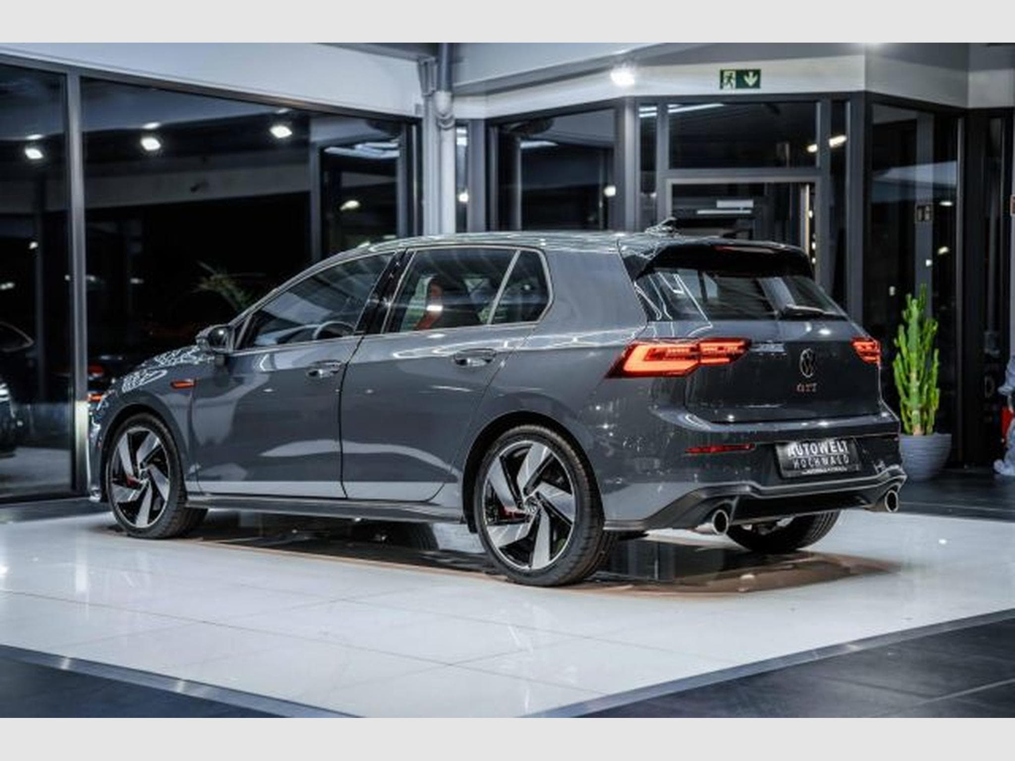 VW Golf Golf 8 GTI 2.0 TSI DSG IQ-Drive IQ-LED ACC Side (2023) - Photo 13
