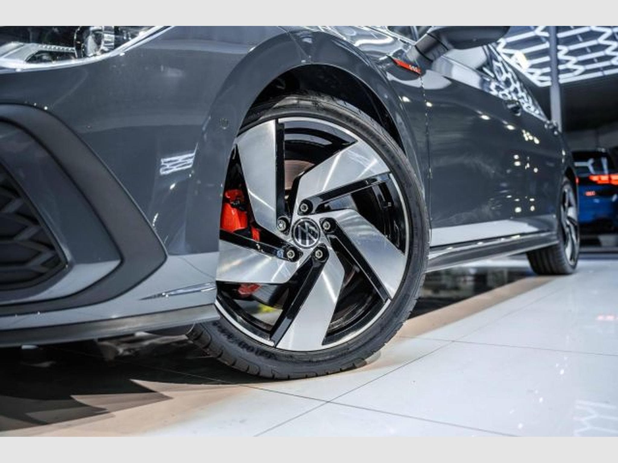 VW Golf Golf 8 GTI 2.0 TSI DSG IQ-Drive IQ-LED ACC Side (2023) - Photo 3