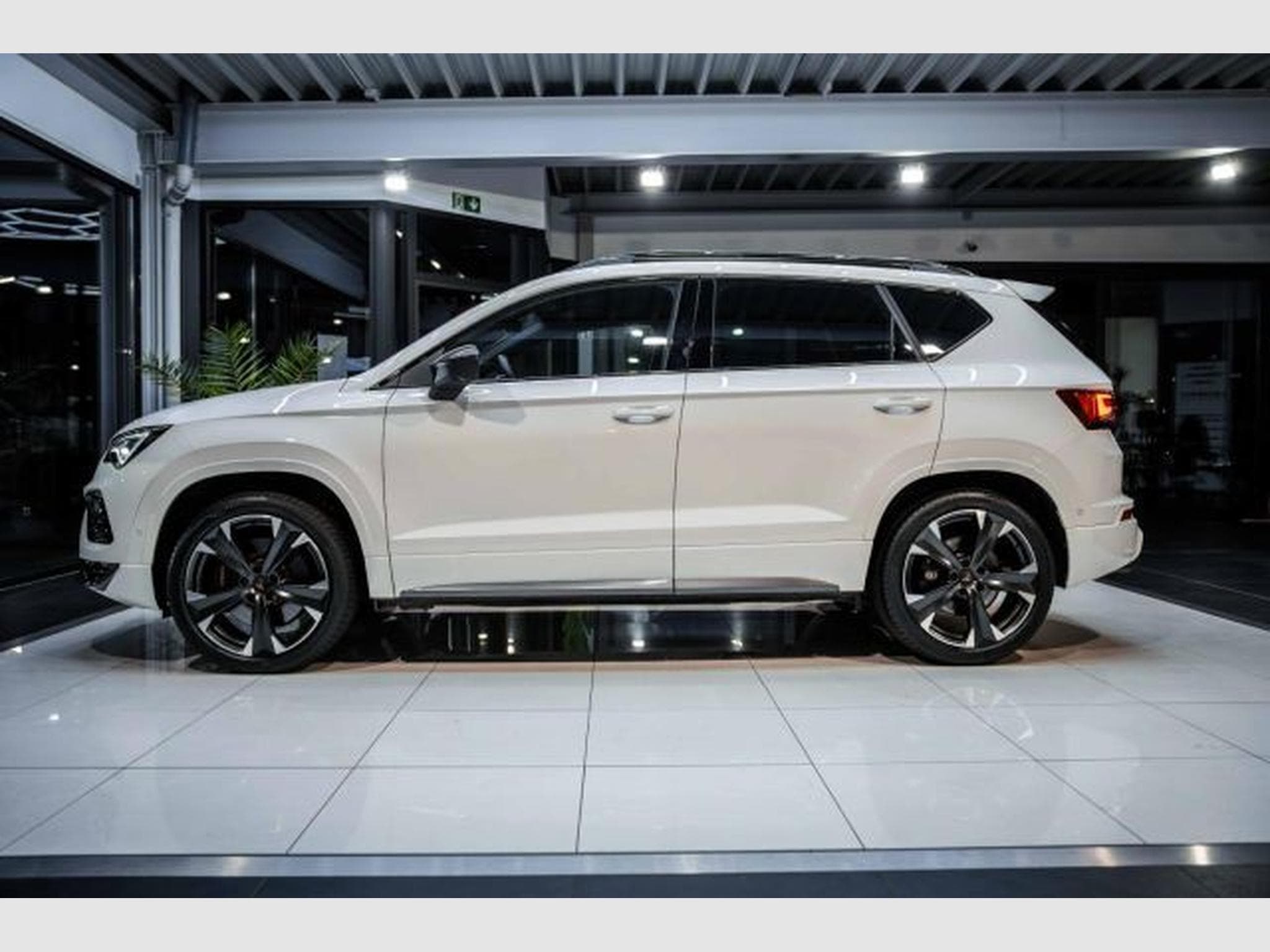 Cupra Ateca Ateca VZ 2.0 TSI DSG 4Drive 360 NAVI LED RFK SHZ (2023) - Photo 10