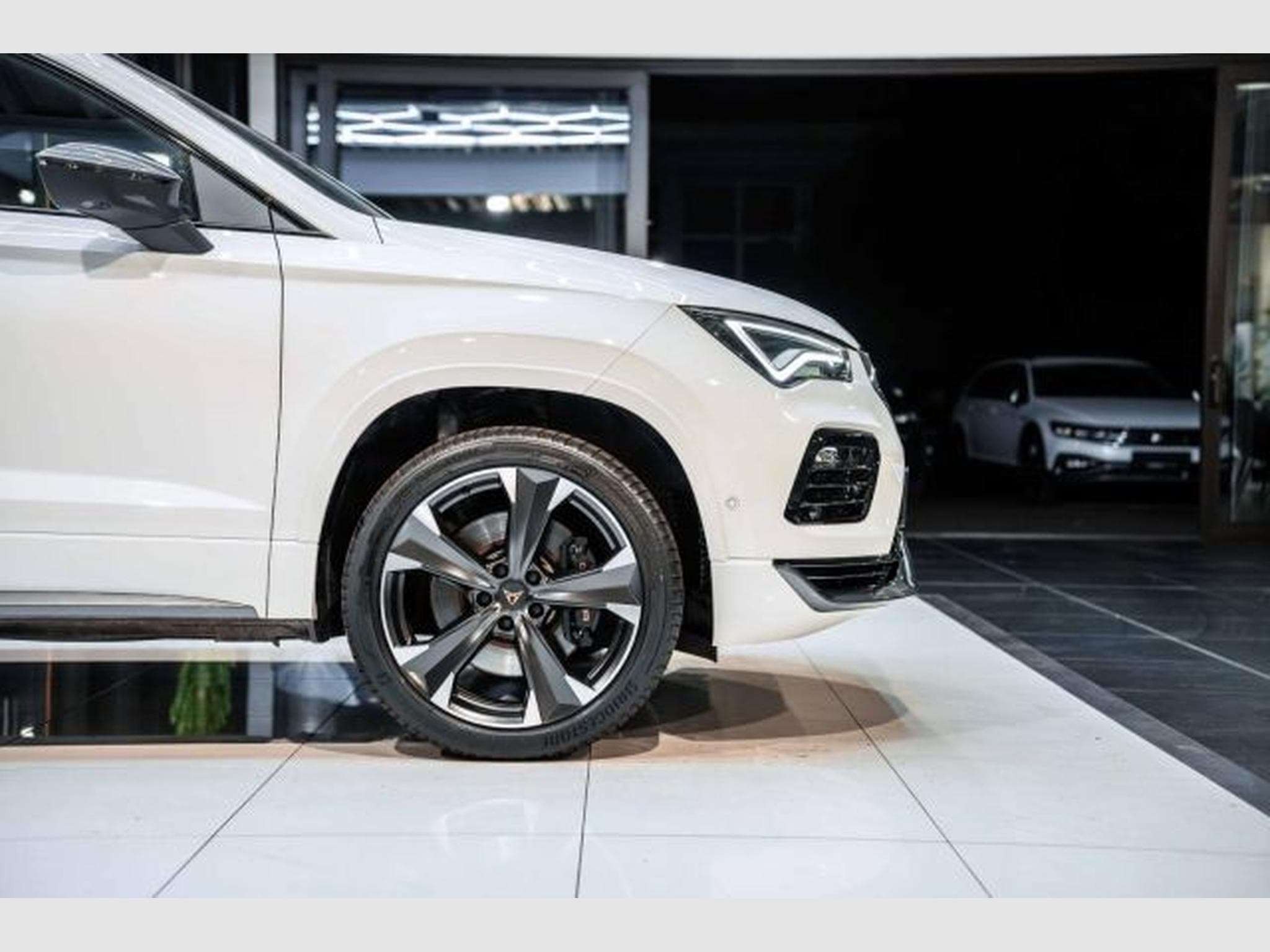 Cupra Ateca Ateca VZ 2.0 TSI DSG 4Drive 360 NAVI LED RFK SHZ (2023) - Photo 9
