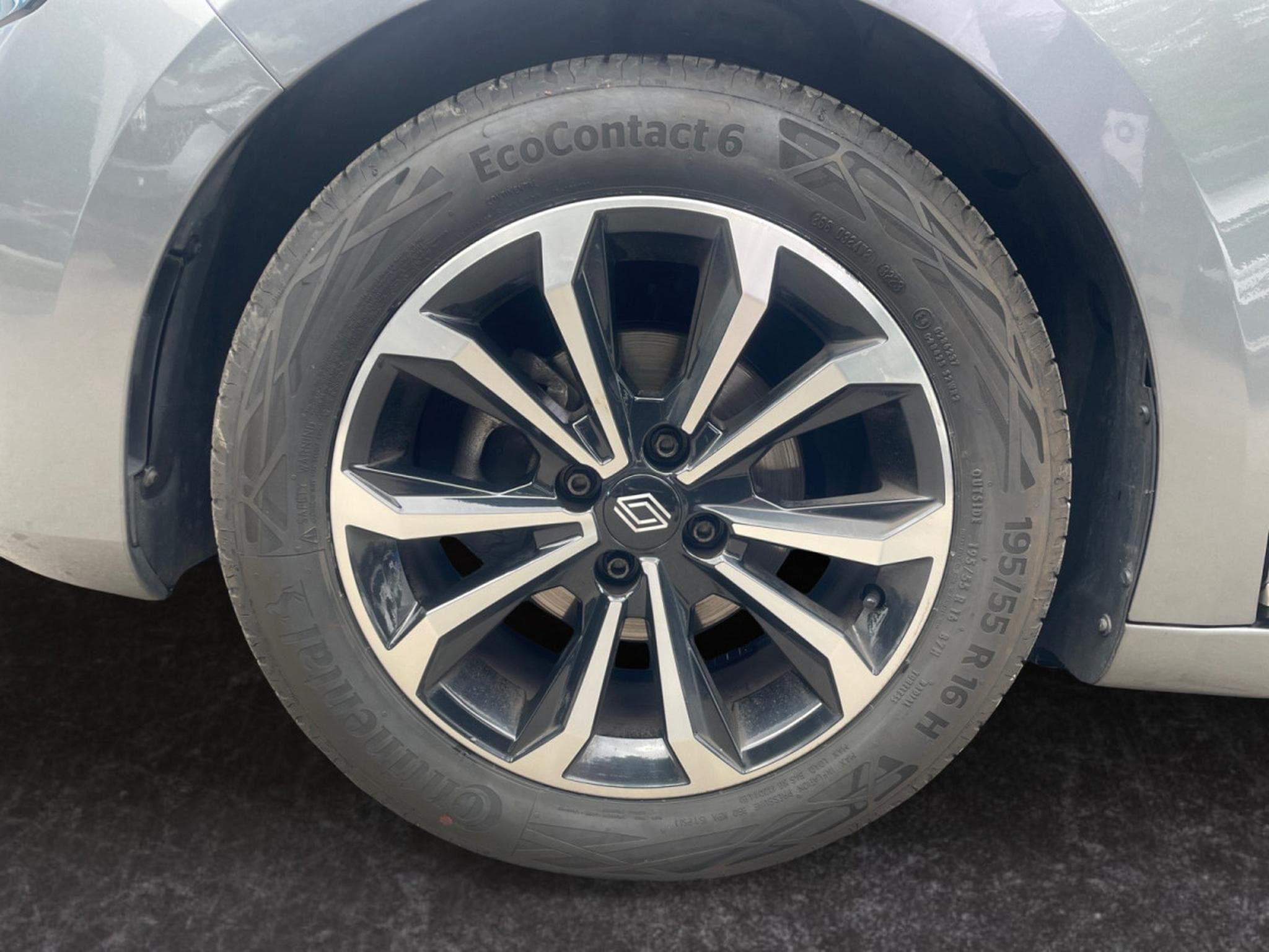 Renault Clio 1.0 Tce Techno (2025) - Photo 5