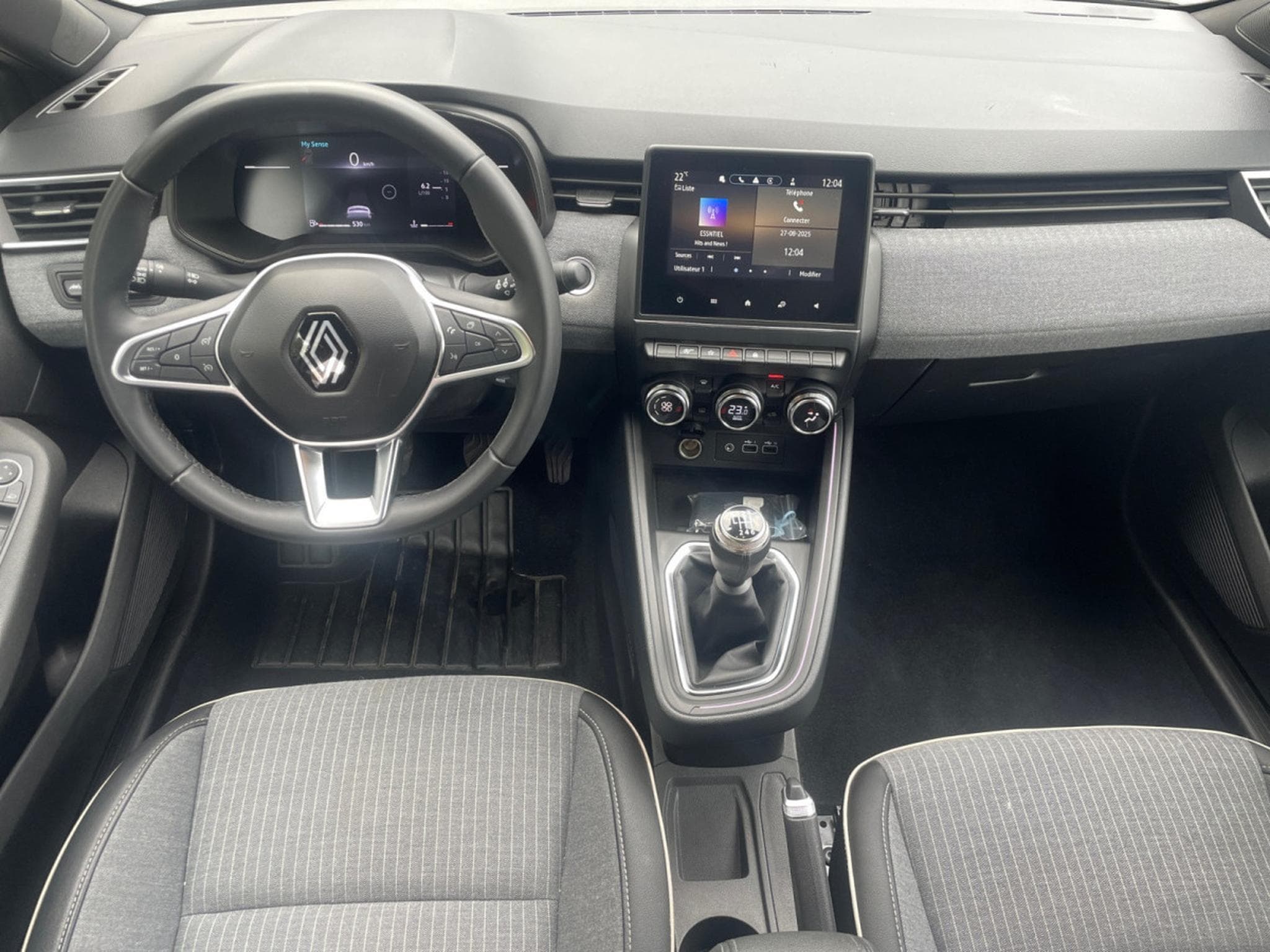 Renault Clio 1.0 Tce Techno (2025) - Photo 7