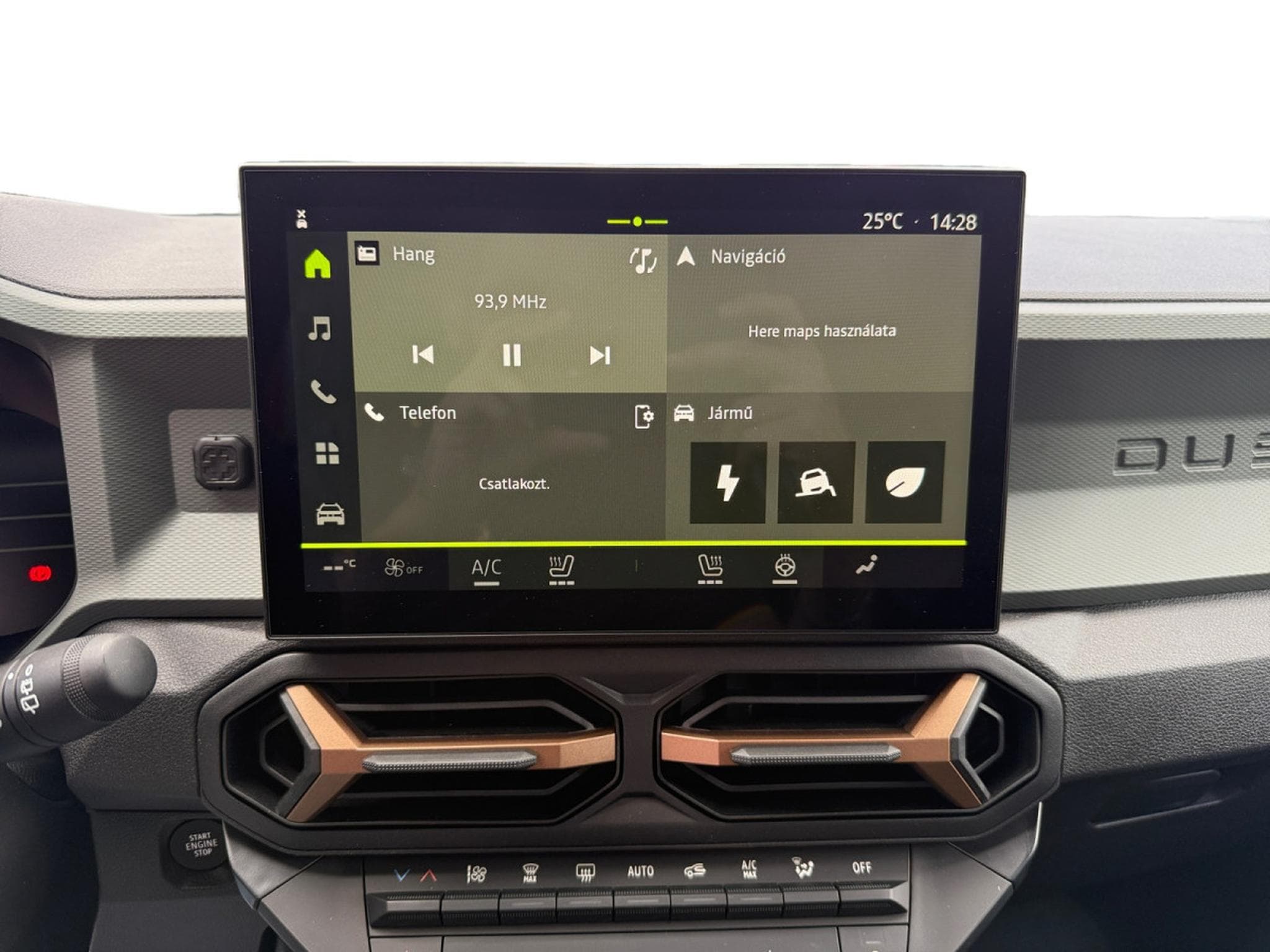 Dacia Duster 1.6 Hybrid Journey (2025) - Photo 12