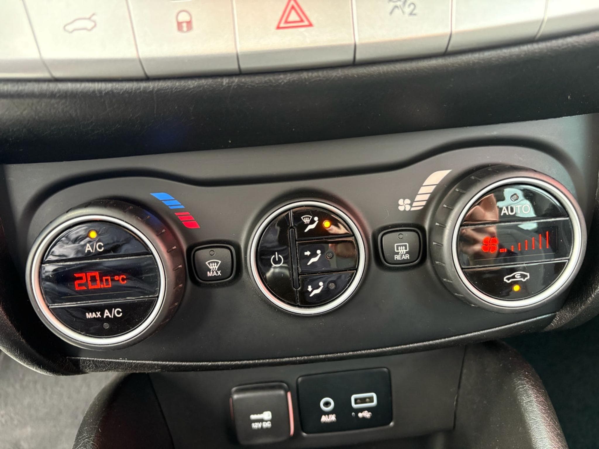 Fiat Tipo DIESEL (2017) - Photo 14