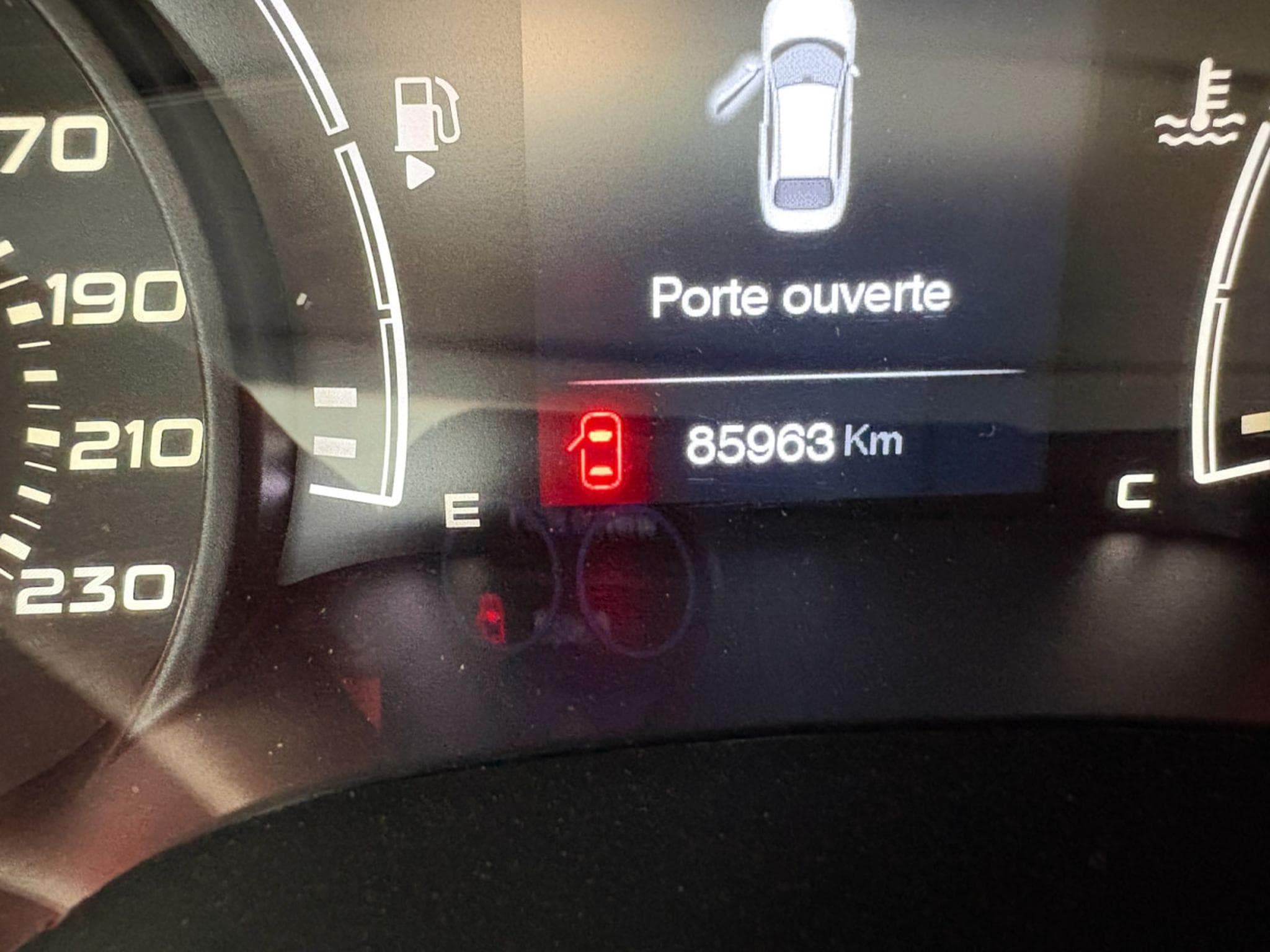 Fiat Tipo DIESEL (2017) - Photo 18
