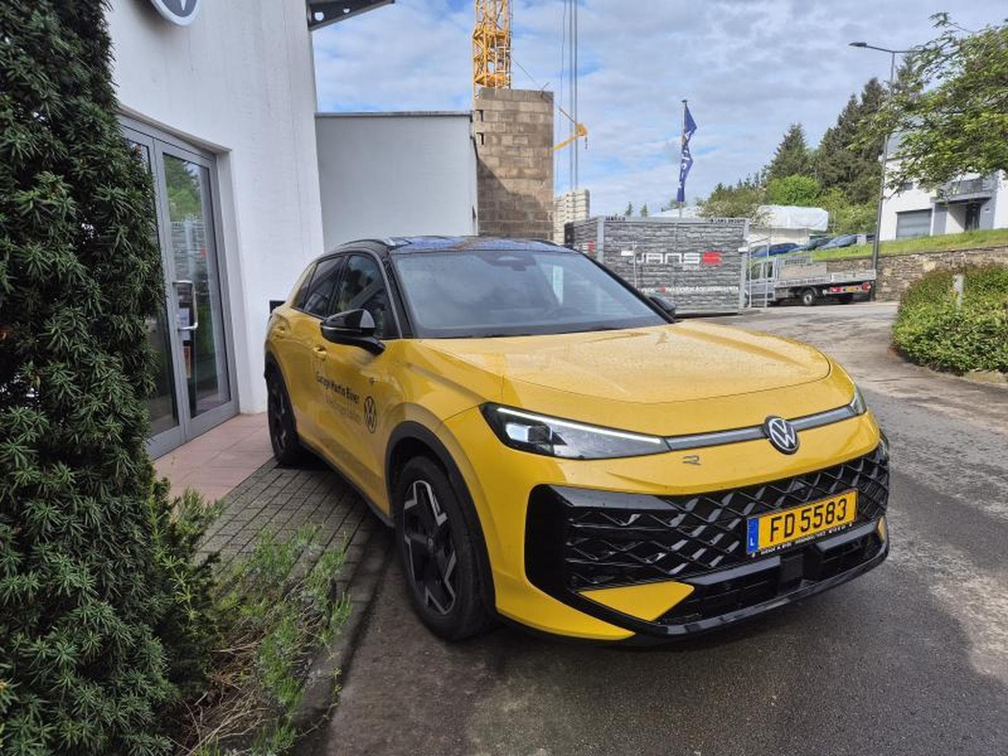 VW T-Roc R-Line (2025) - Photo 3