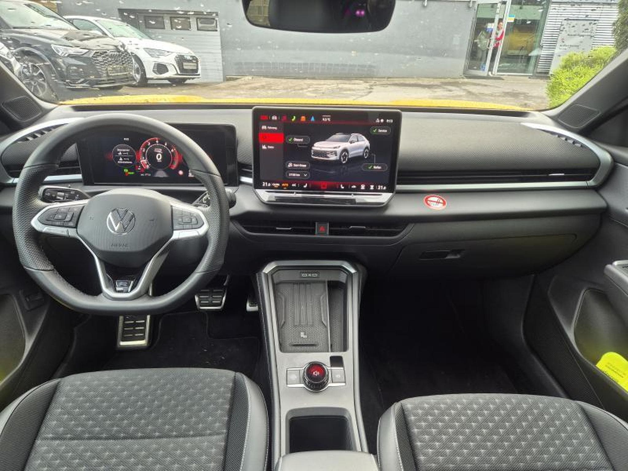 VW T-Roc R-Line (2025) - Photo 7