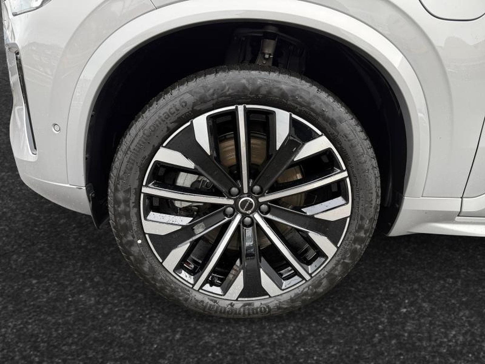 Volvo XC90 T8 Plus Dark / Hybride (2025) - Photo 14
