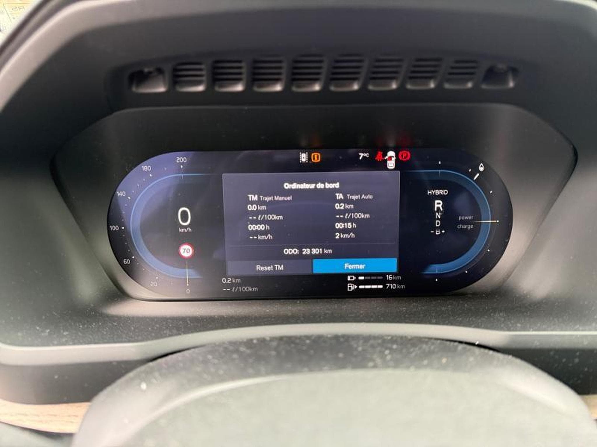 Volvo XC90 T8 Plus Dark / Hybride (2025) - Photo 18