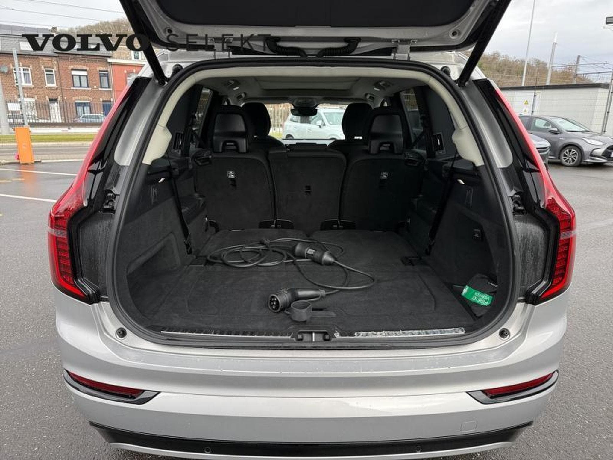 Volvo XC90 T8 Plus Dark / Hybride (2025) - Photo 19