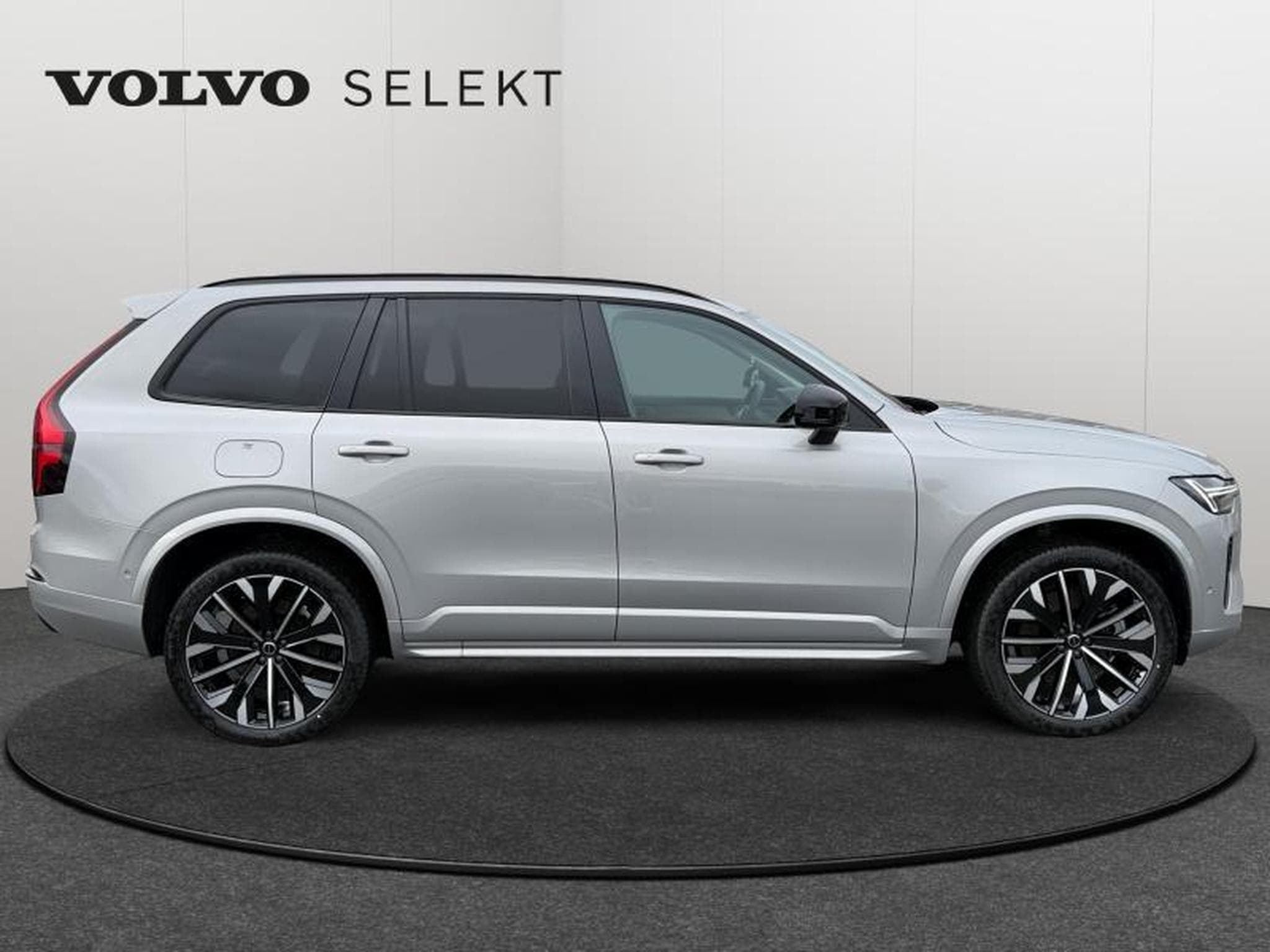 Volvo XC90 T8 Plus Dark / Hybride (2025) - Photo 7
